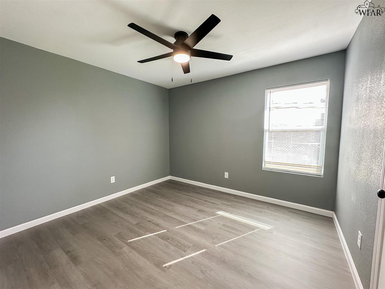 223 LOCH LOMOND DRIVE