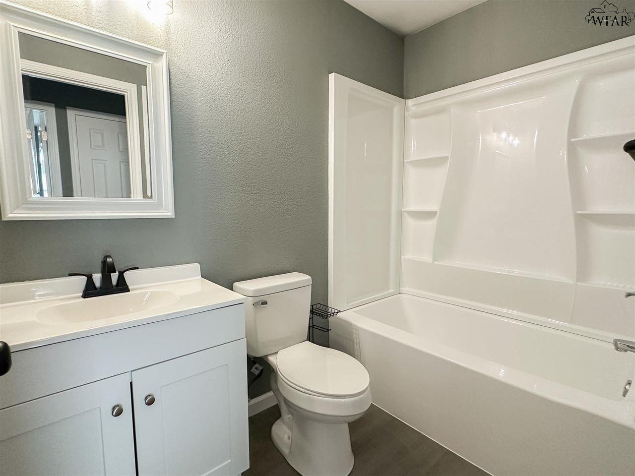 223 LOCH LOMOND DRIVE