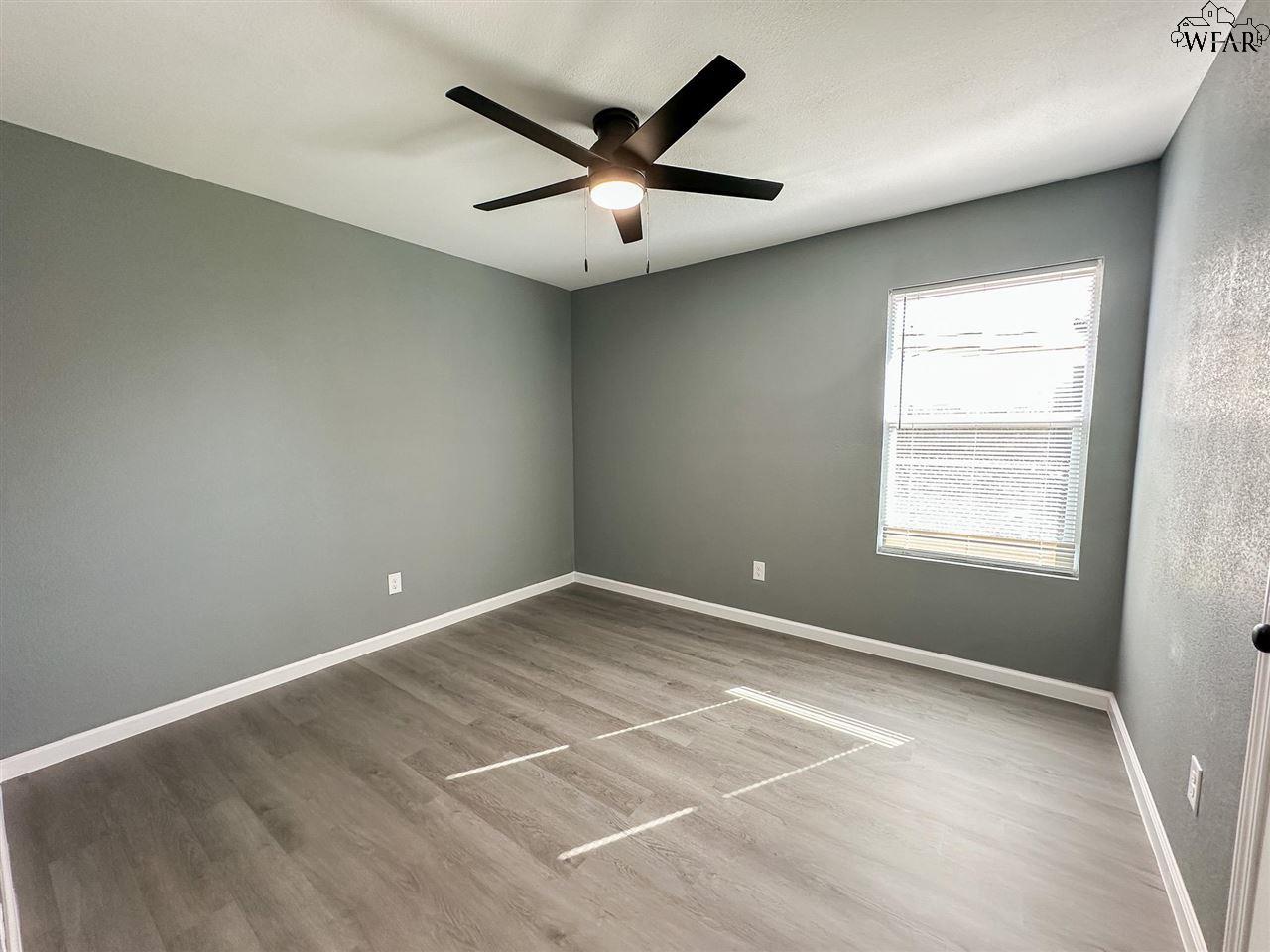 223 LOCH LOMOND DRIVE