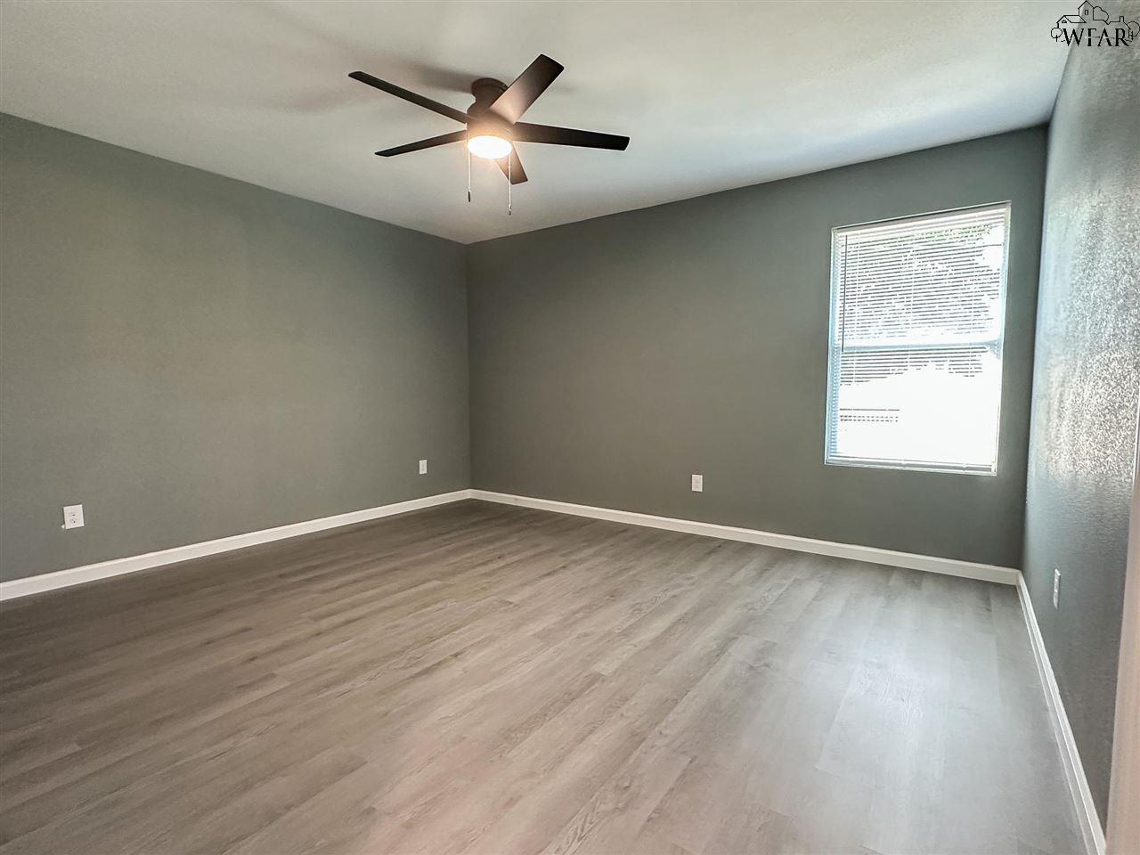 223 LOCH LOMOND DRIVE