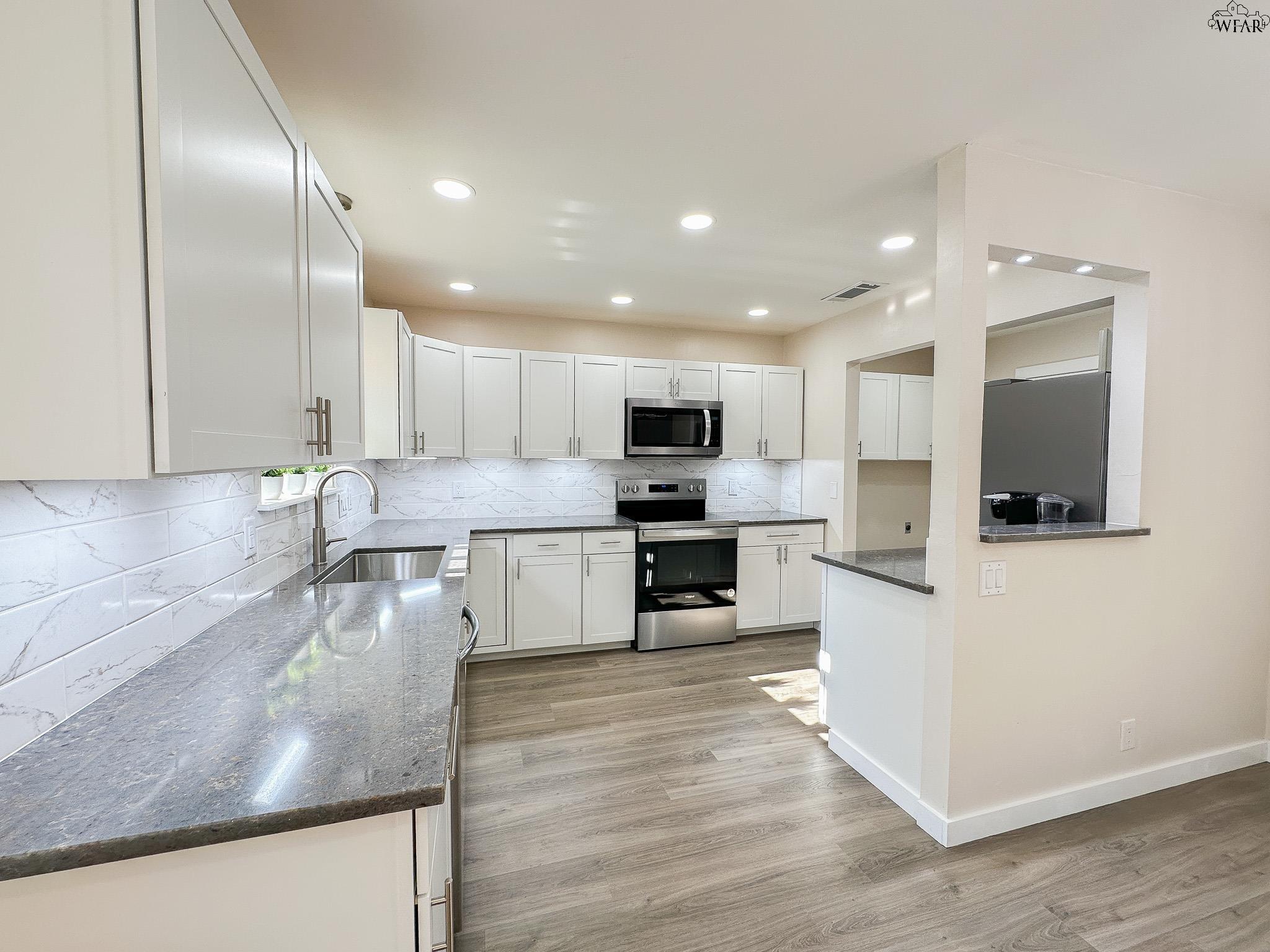 4813 MELISSA LEA LANE