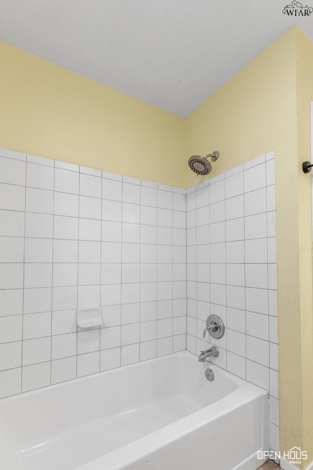 1543 SWEETBRIAR DRIVE