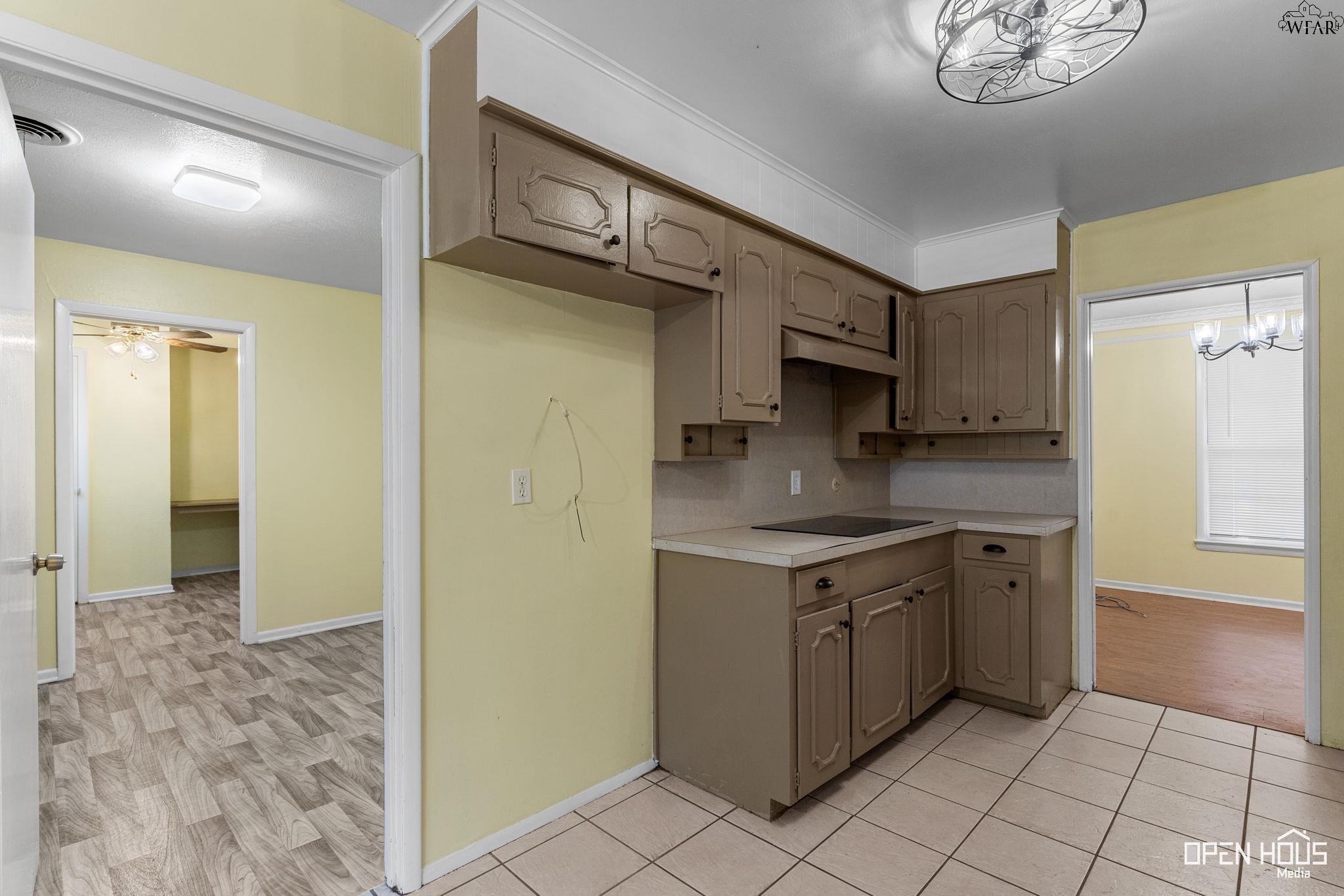 1543 SWEETBRIAR DRIVE