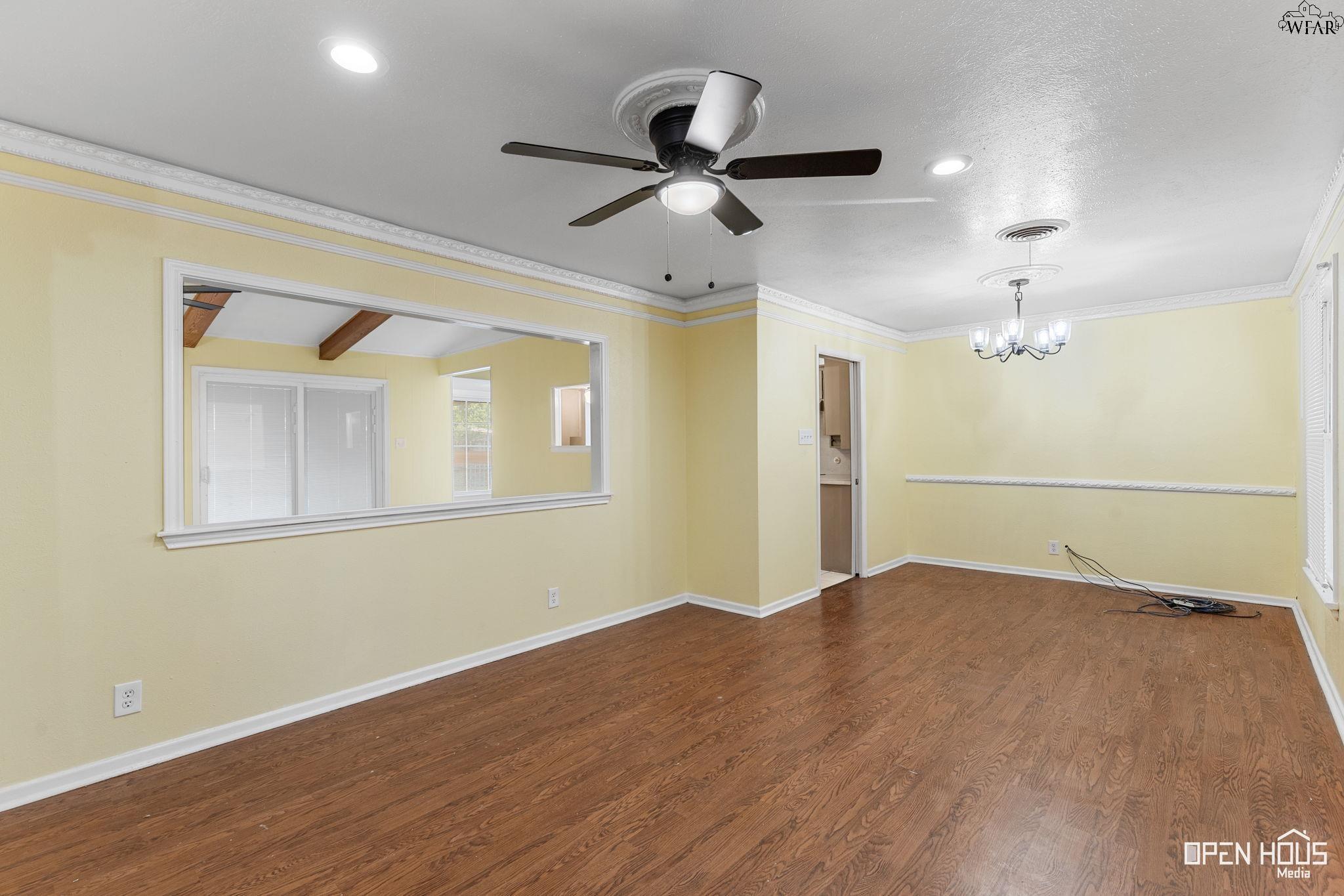 1543 SWEETBRIAR DRIVE