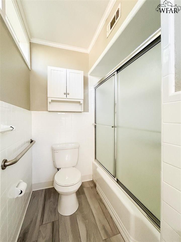 3204 MARTIN BOULEVARD