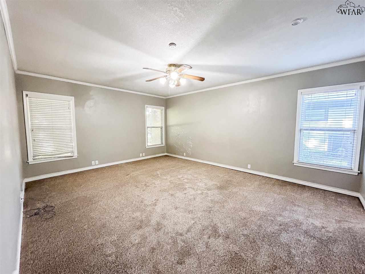 3204 MARTIN BOULEVARD