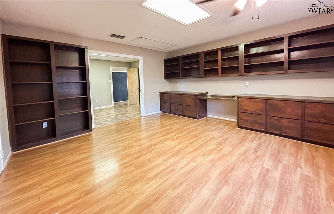 3204 MARTIN BOULEVARD