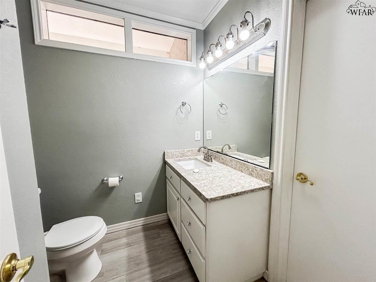 3204 MARTIN BOULEVARD