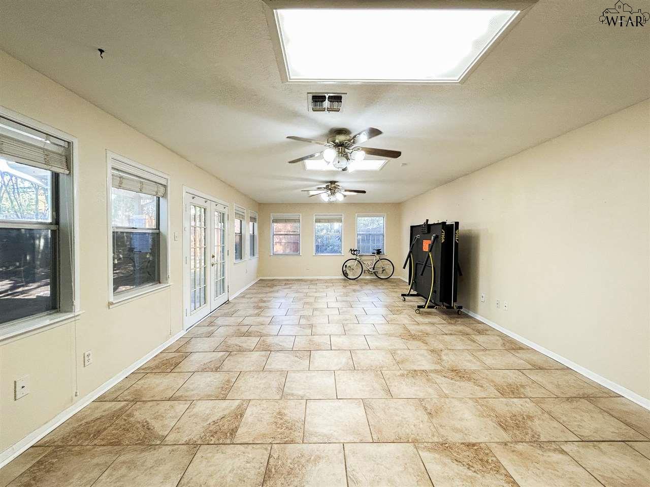 3204 MARTIN BOULEVARD