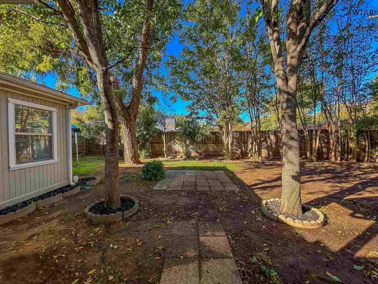 3204 MARTIN BOULEVARD