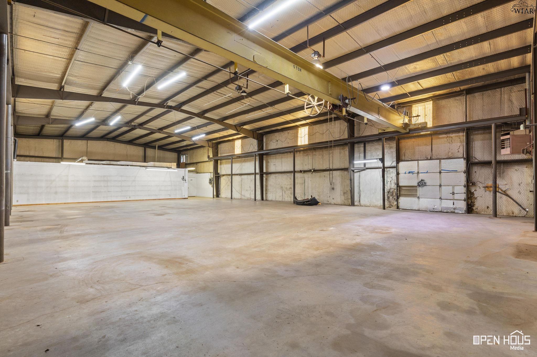 4200 HENRY S GRACE FREEWAY