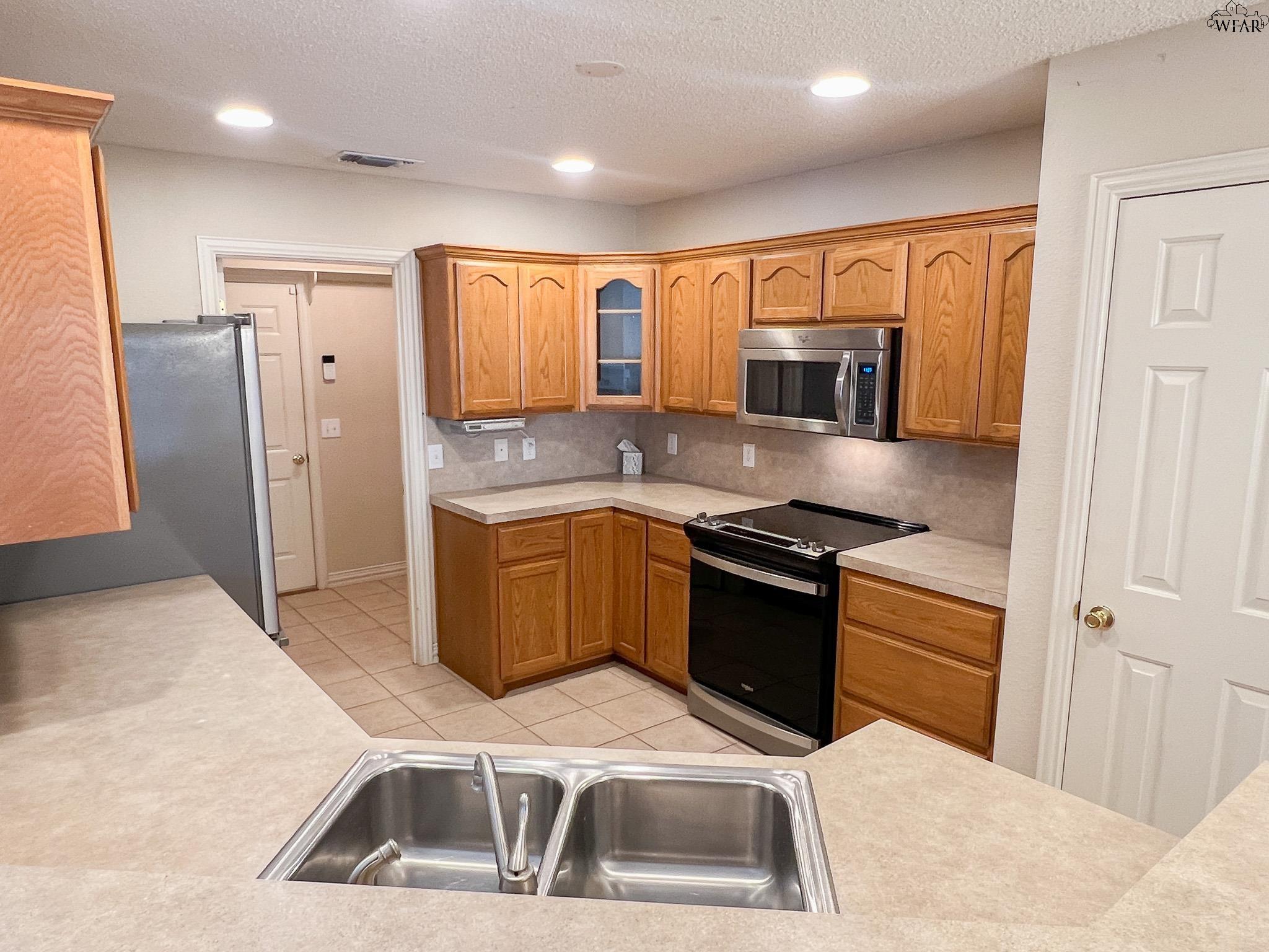 5109 SUNNYBROOK LANE