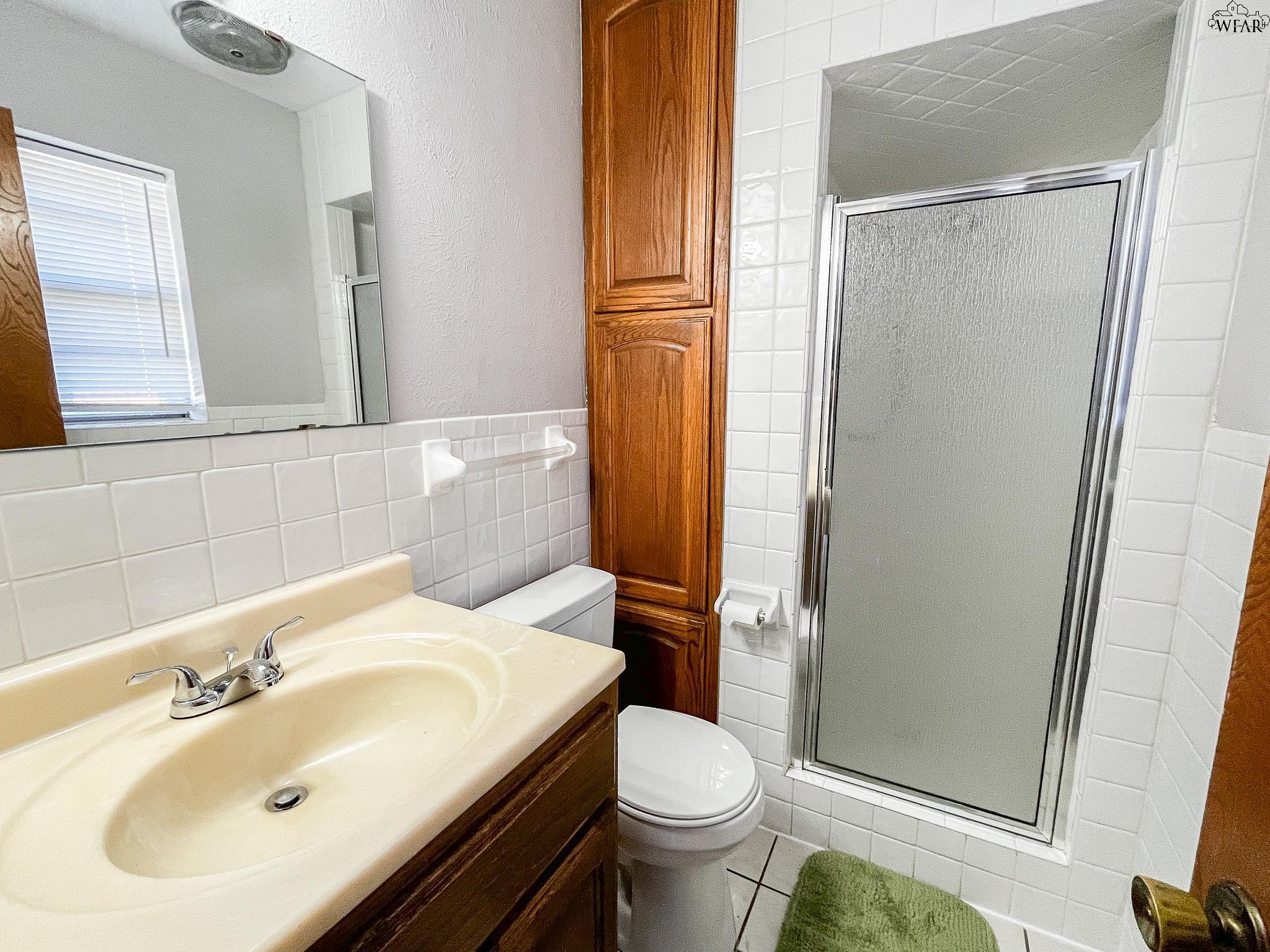 5533 BRIARGROVE DRIVE