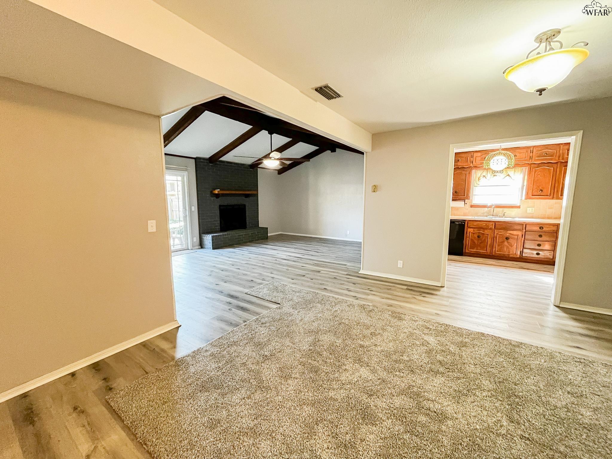 5533 BRIARGROVE DRIVE