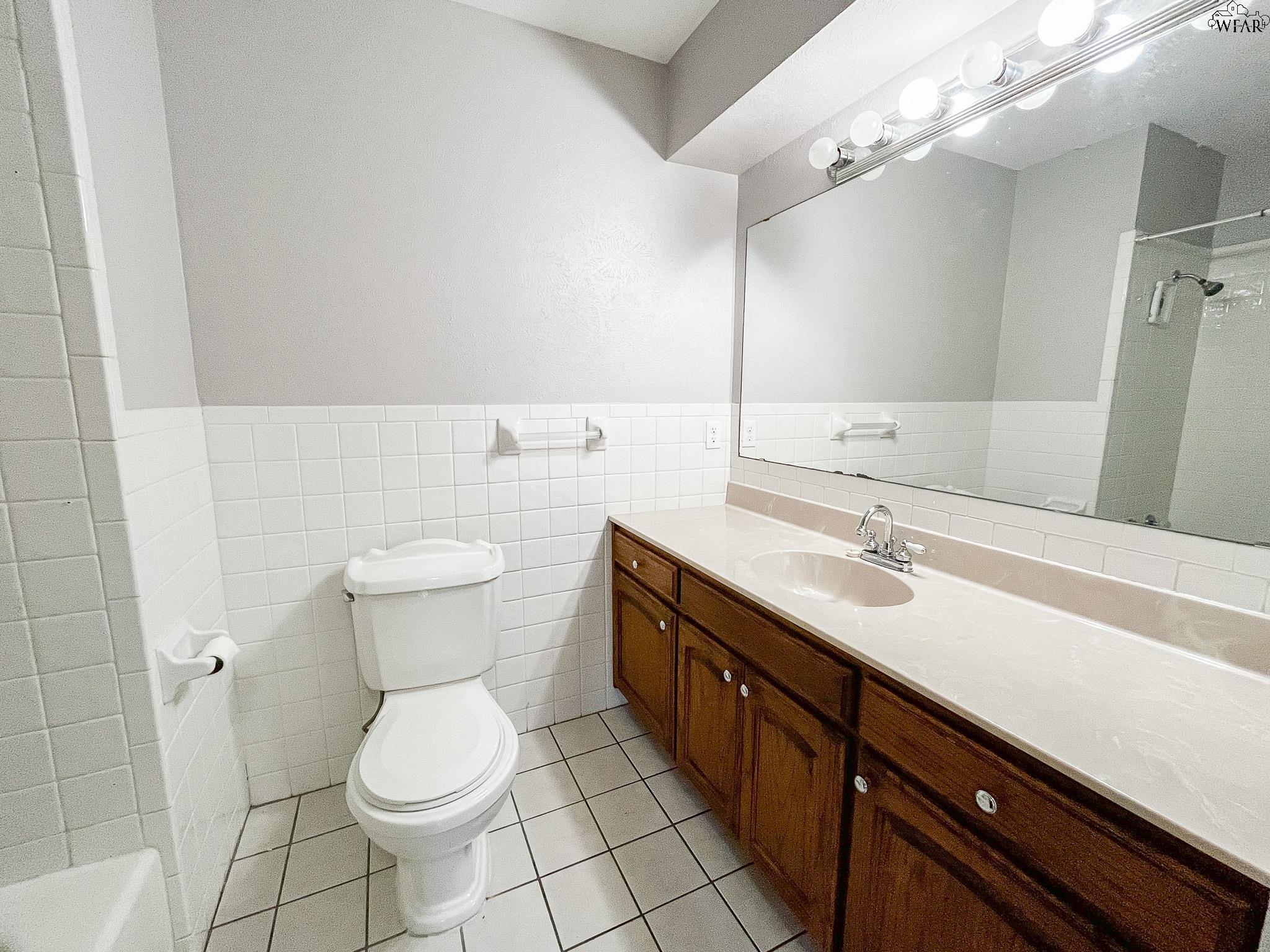 5533 BRIARGROVE DRIVE