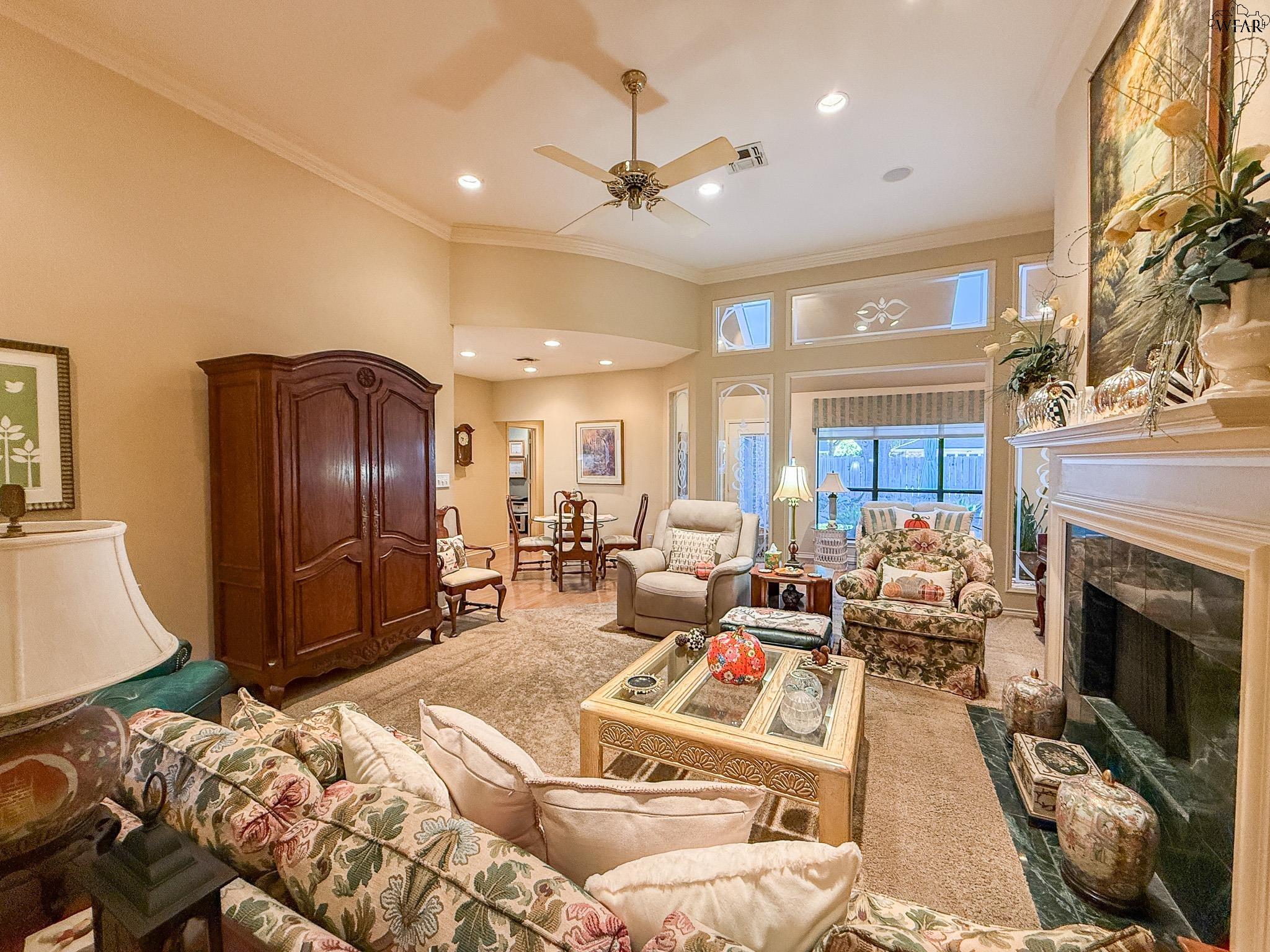 2813 HAPPY HOLLOW DRIVE