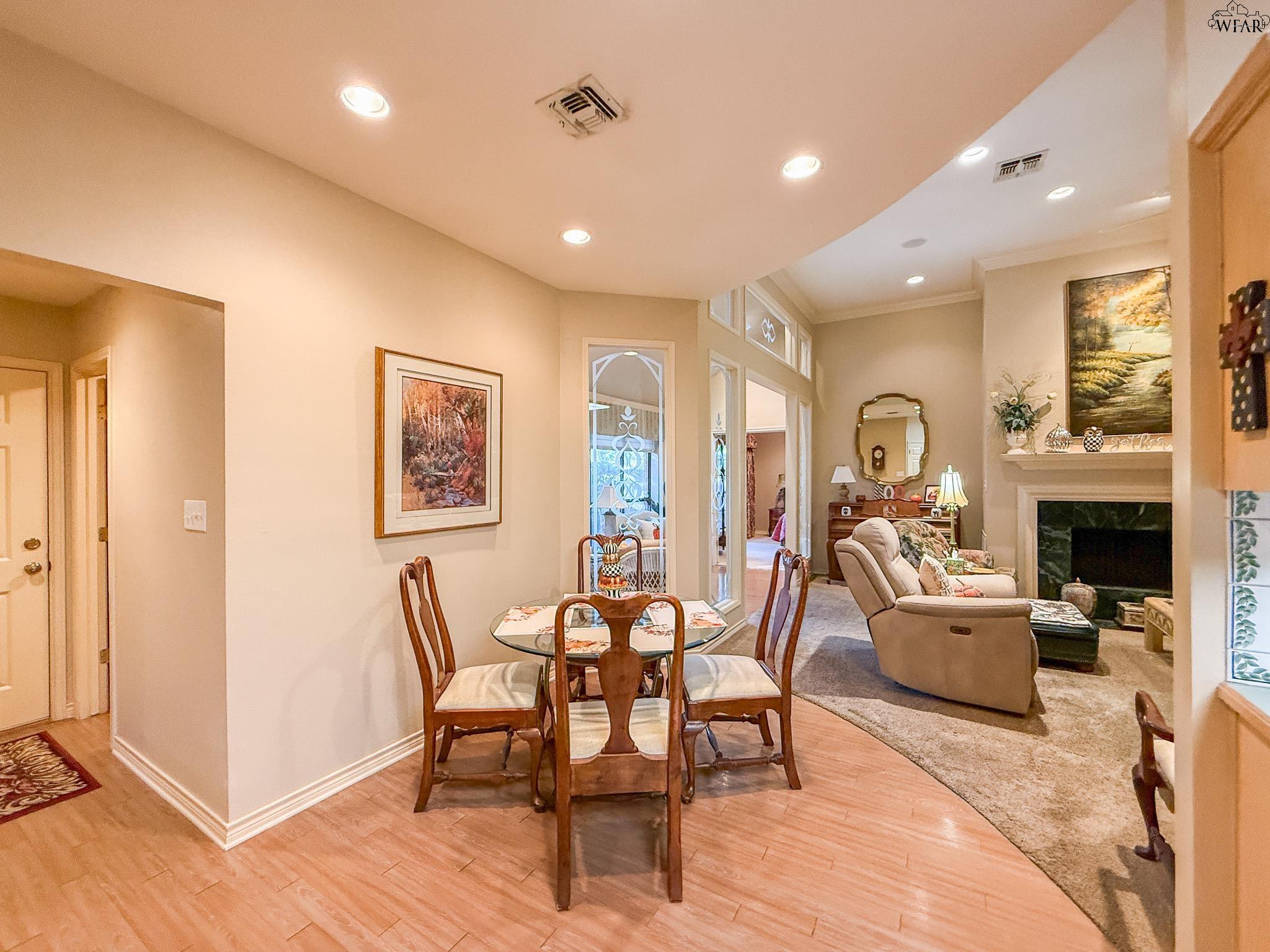 2813 HAPPY HOLLOW DRIVE