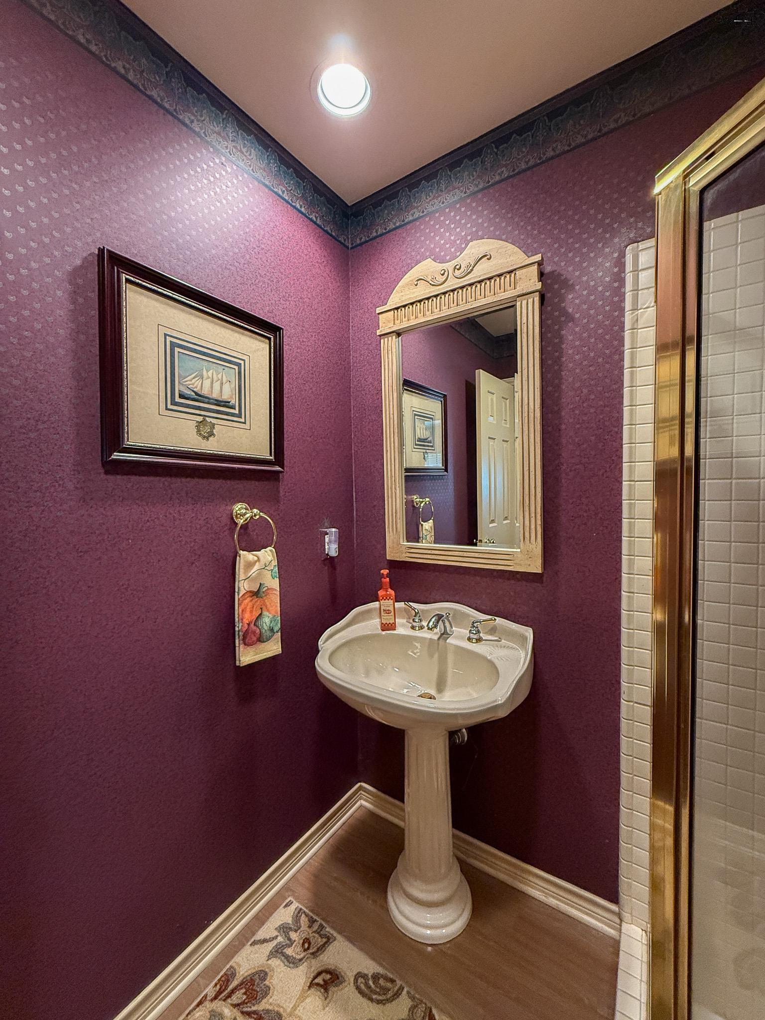 2813 HAPPY HOLLOW DRIVE