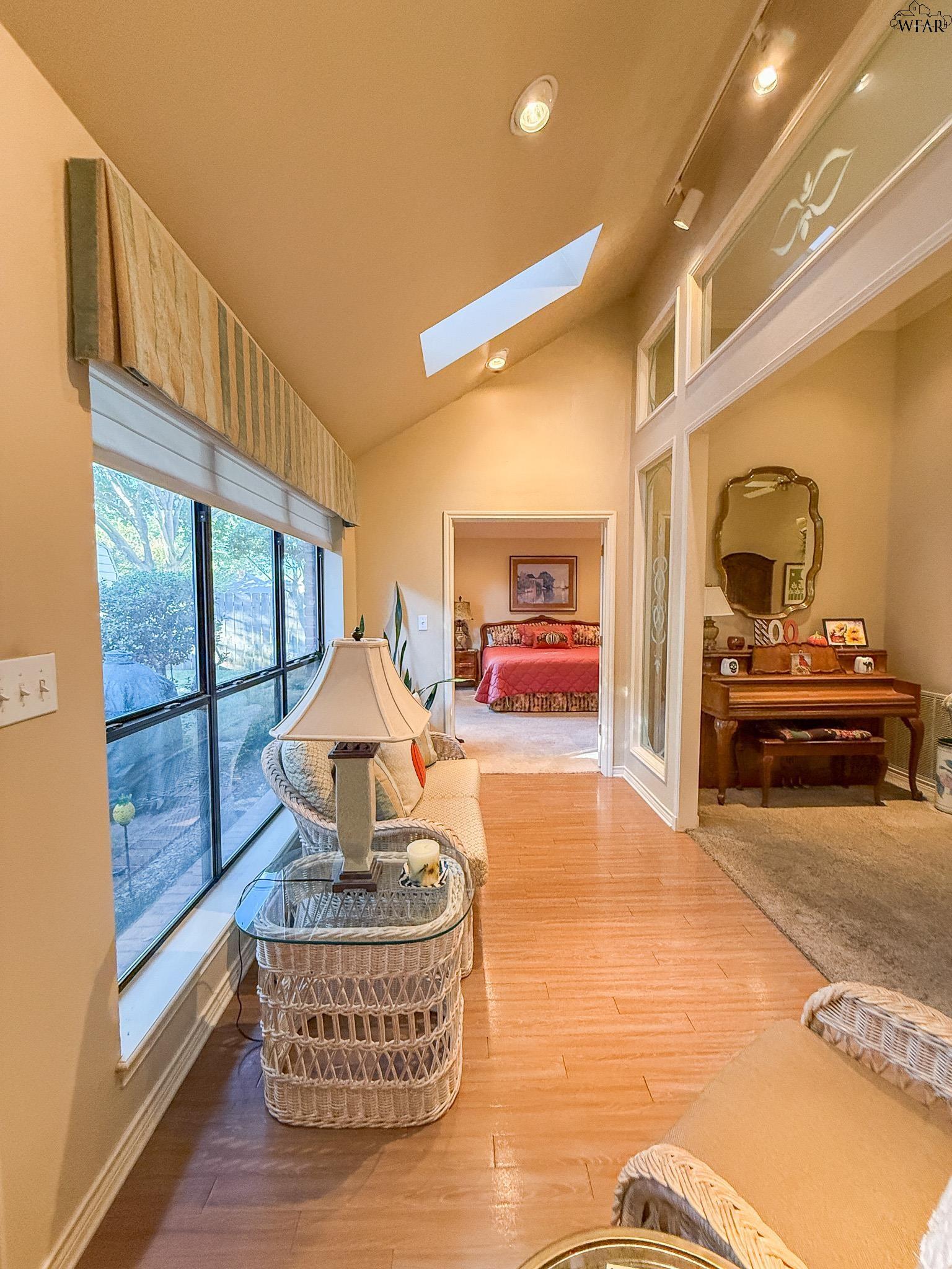 2813 HAPPY HOLLOW DRIVE