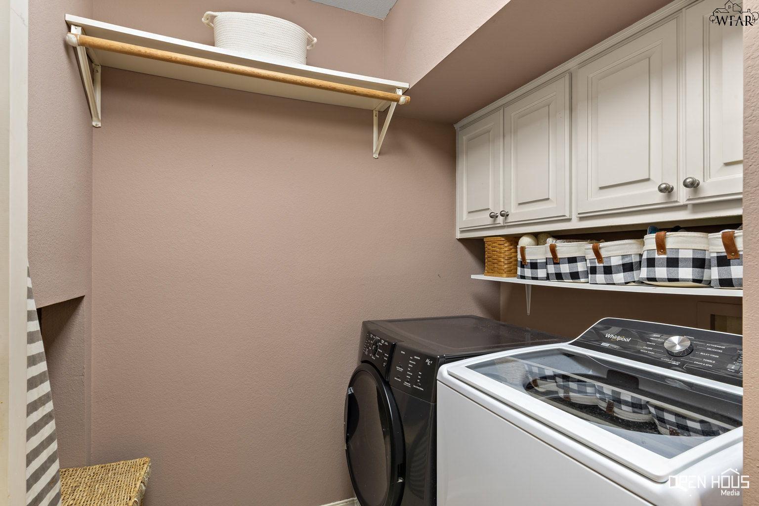 1570 SINGLETON AVENUE