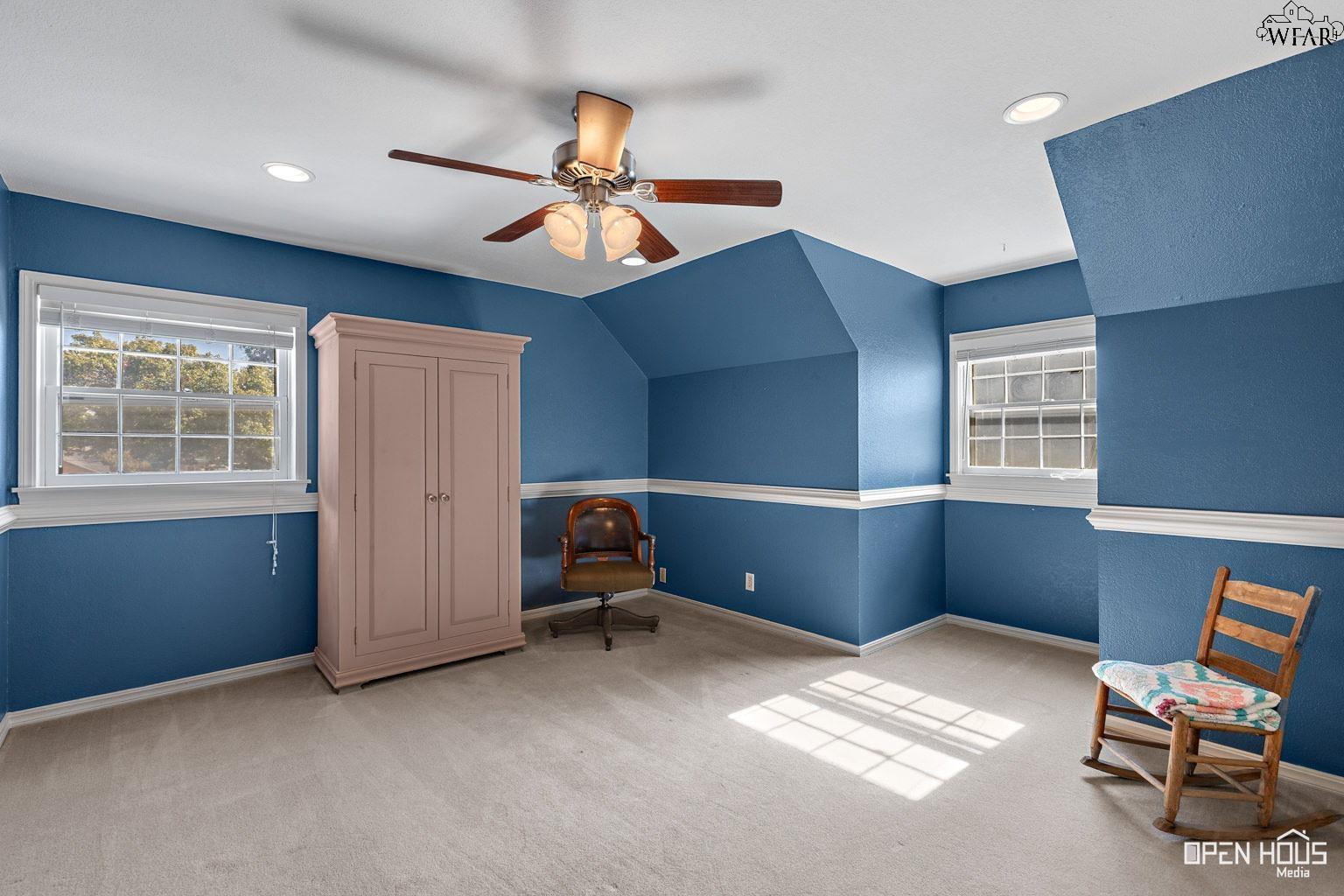 1570 SINGLETON AVENUE