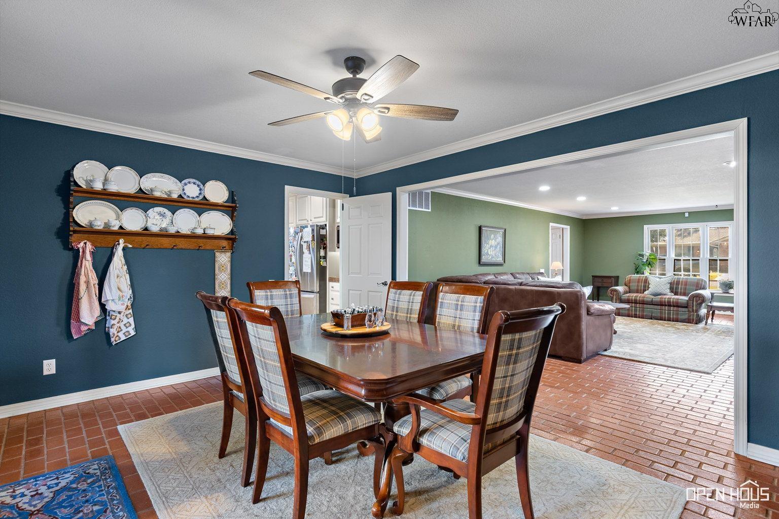 1570 SINGLETON AVENUE