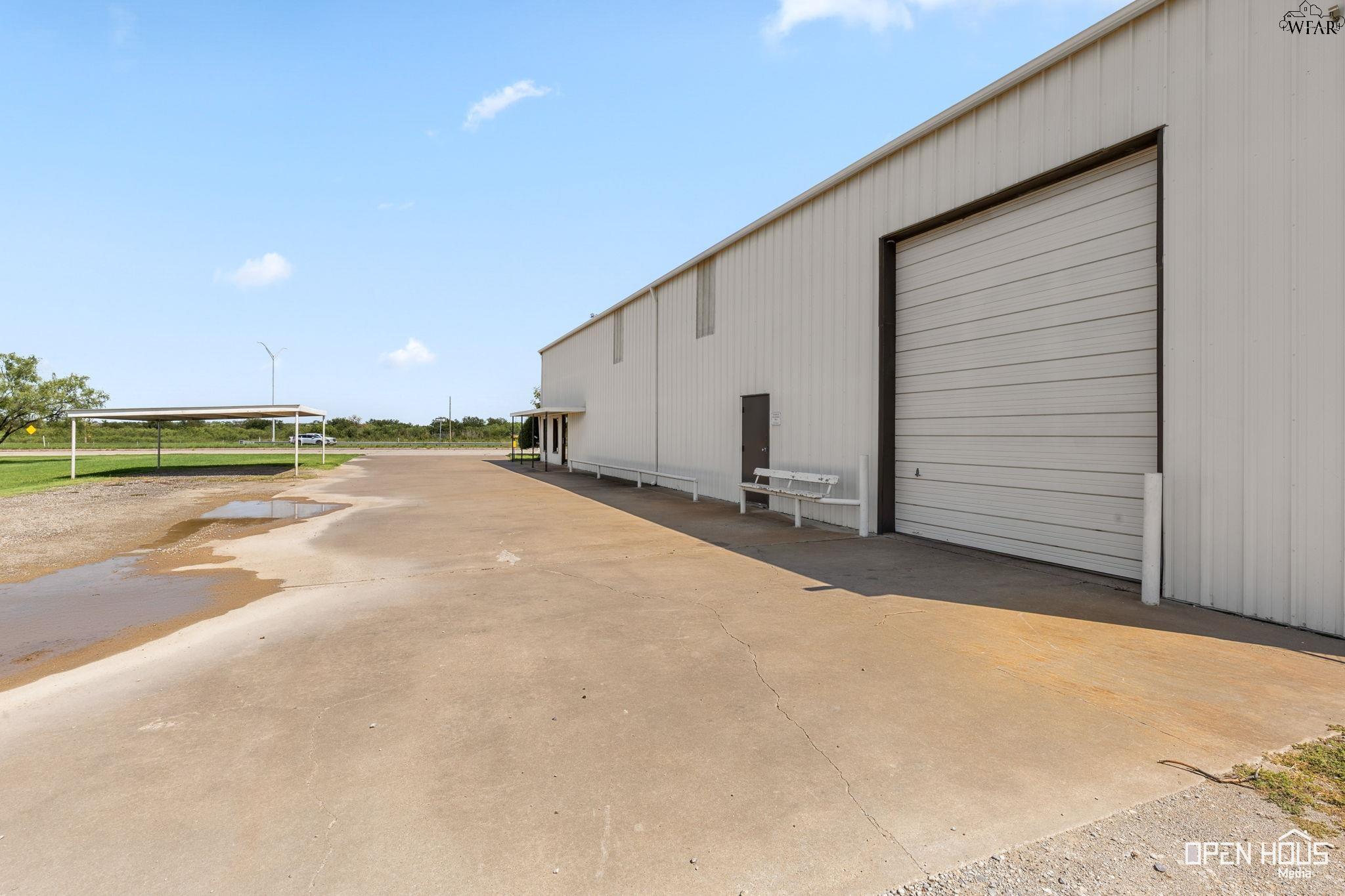 4200 HENRY S GRACE FREEWAY