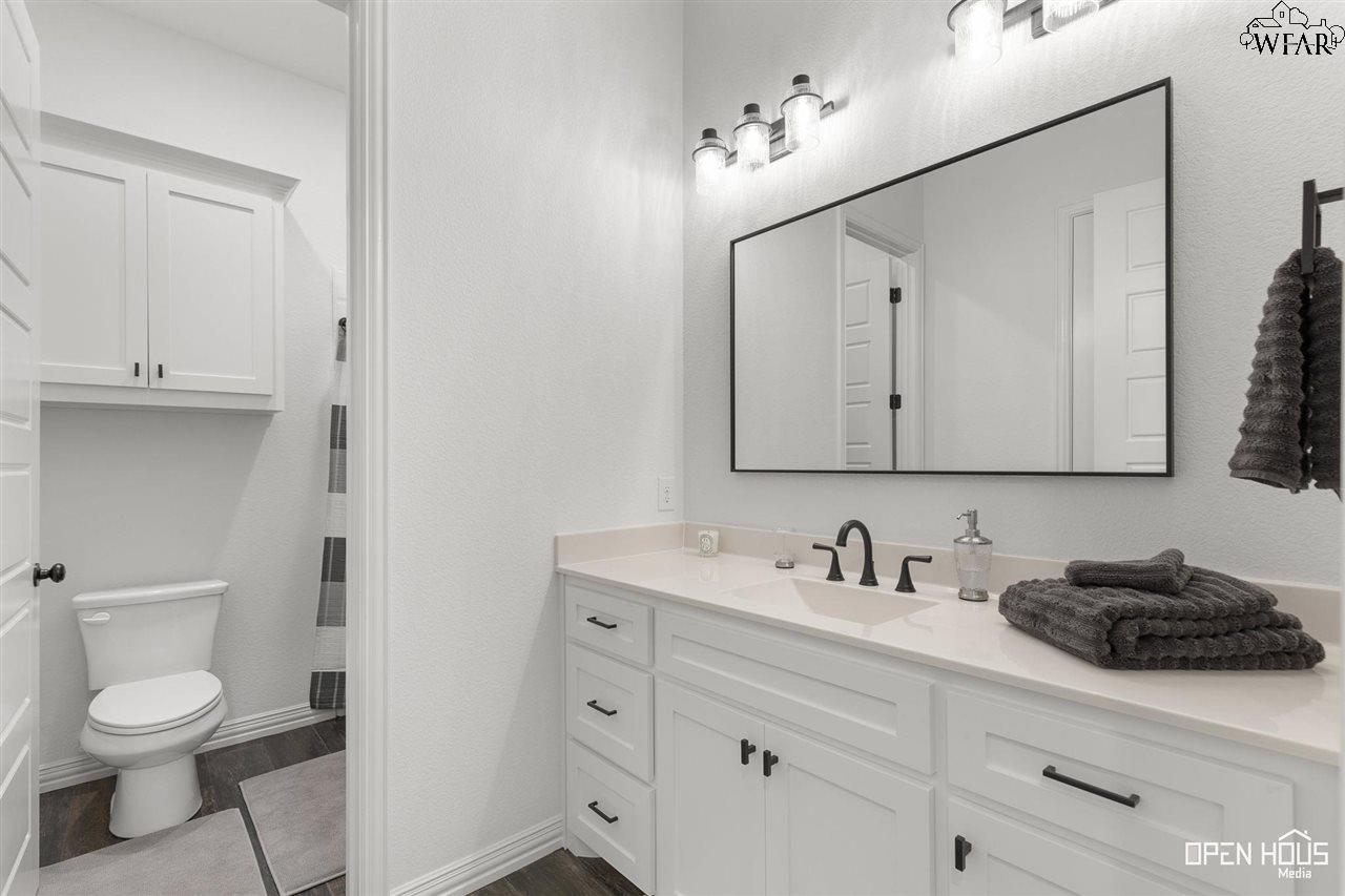 4806 SILVER CREST DRIVE