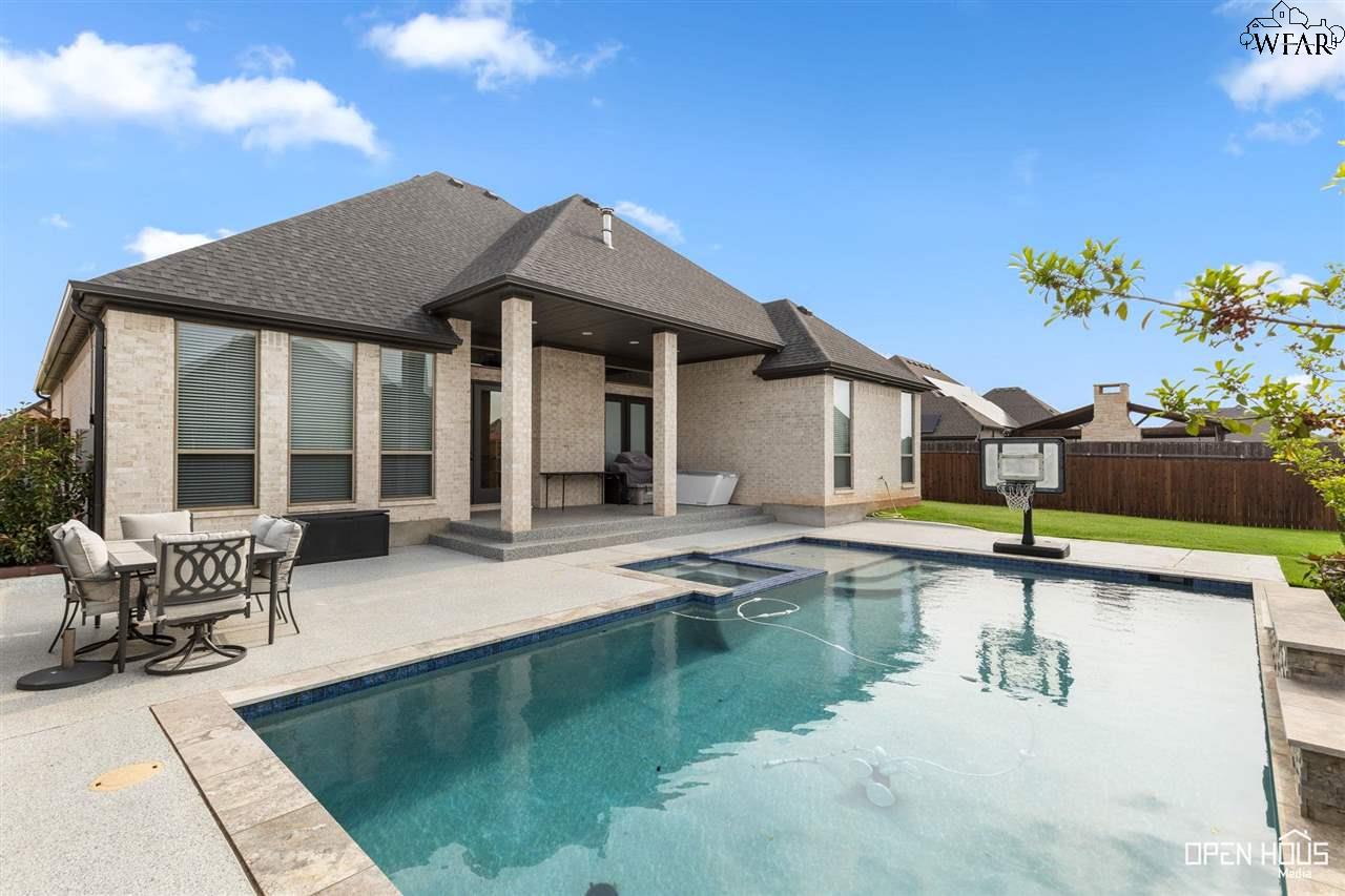 4806 SILVER CREST DRIVE