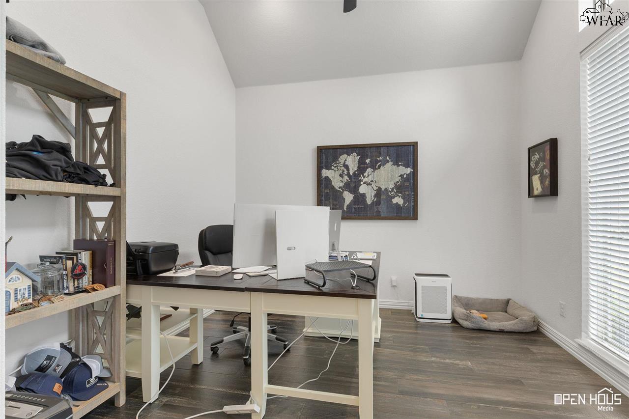 4806 SILVER CREST DRIVE