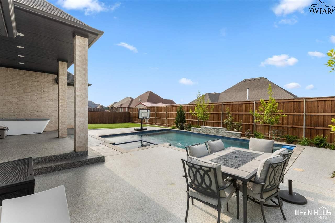 4806 SILVER CREST DRIVE