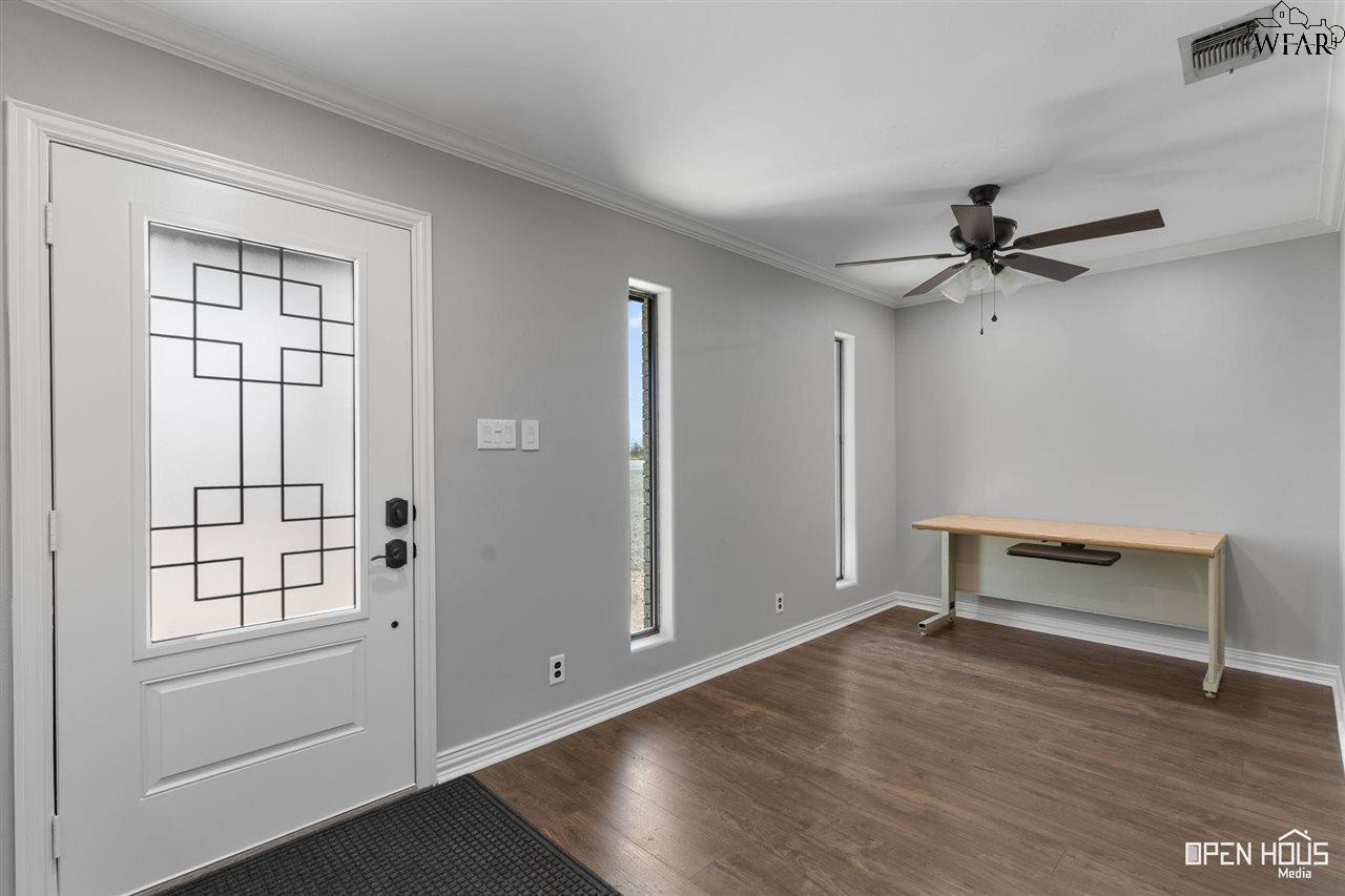 9478 SEYMOUR HIGHWAY