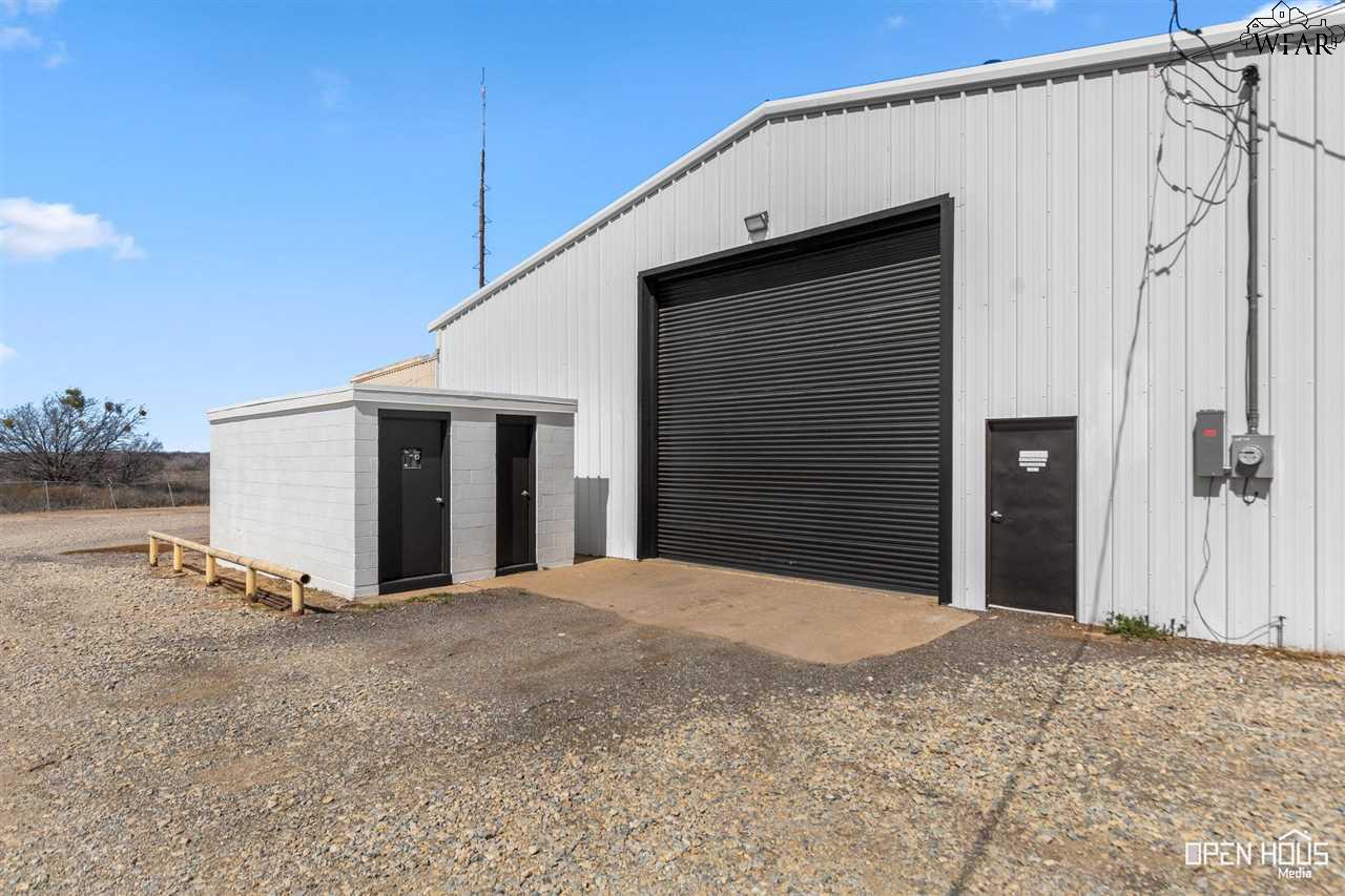 9478 SEYMOUR HIGHWAY