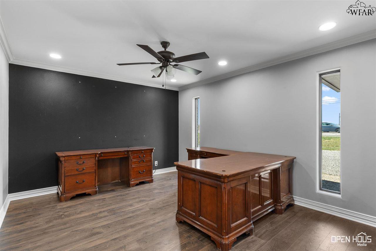 9478 SEYMOUR HIGHWAY