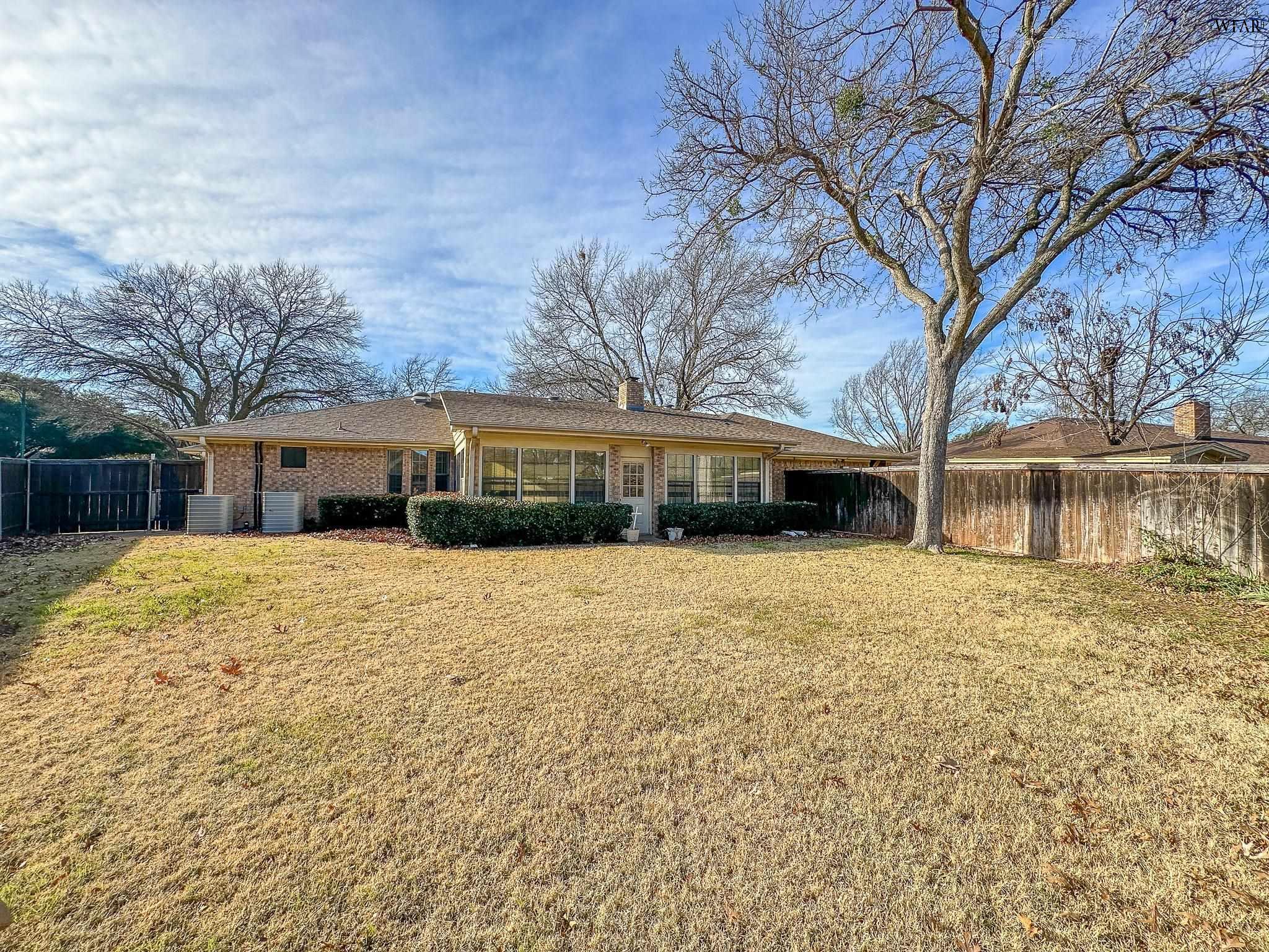 2509 GARDEN GROVE LANE