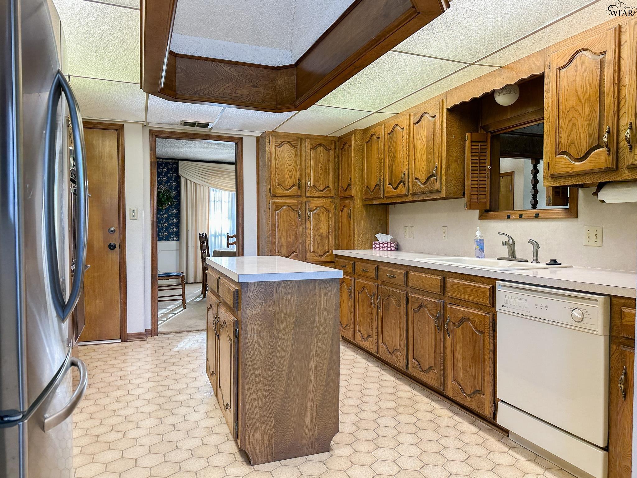 2509 GARDEN GROVE LANE