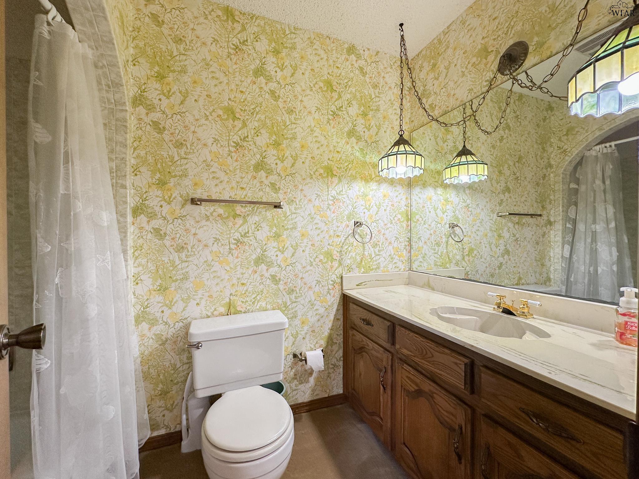 2509 GARDEN GROVE LANE