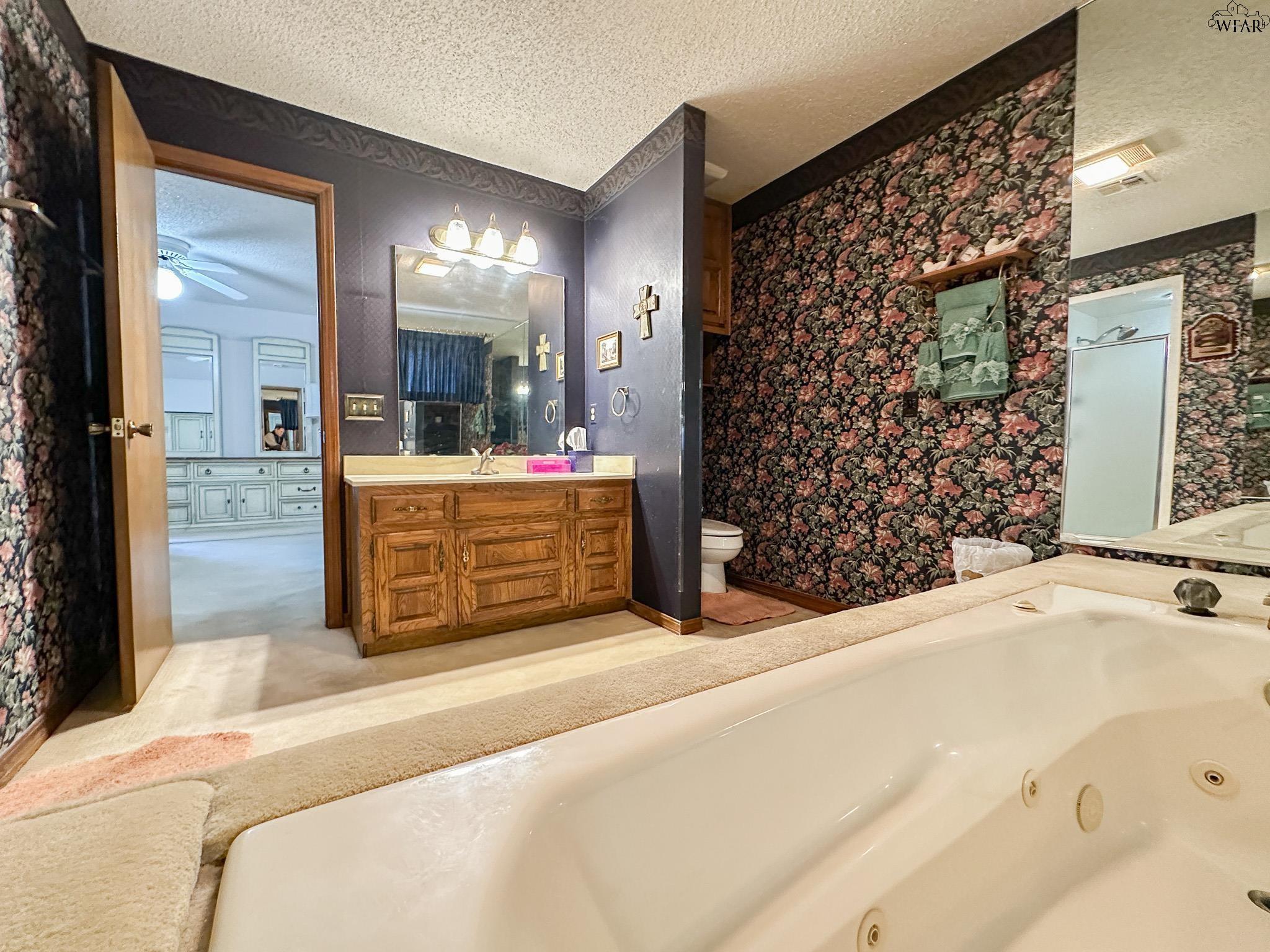 2509 GARDEN GROVE LANE