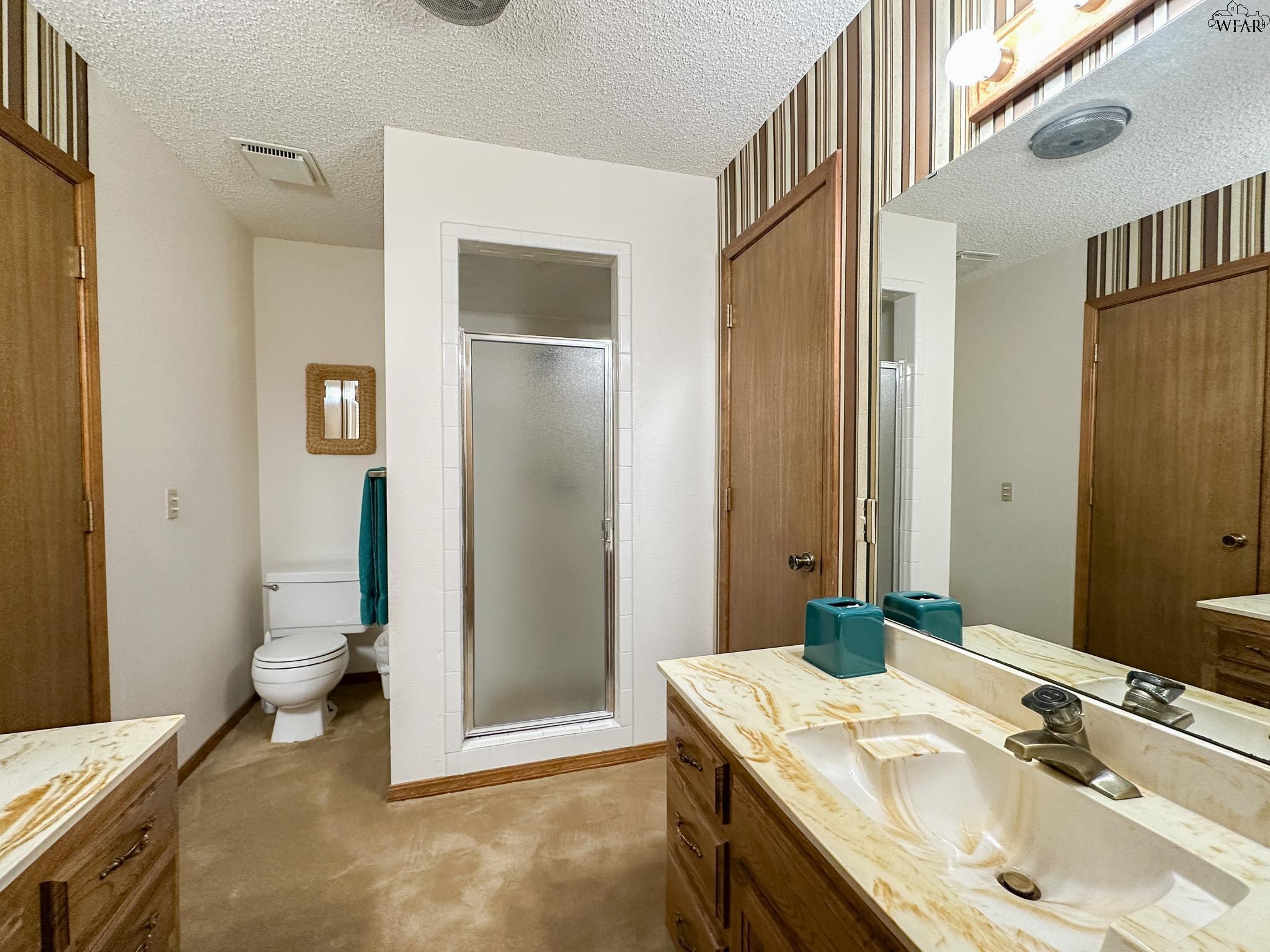 2509 GARDEN GROVE LANE