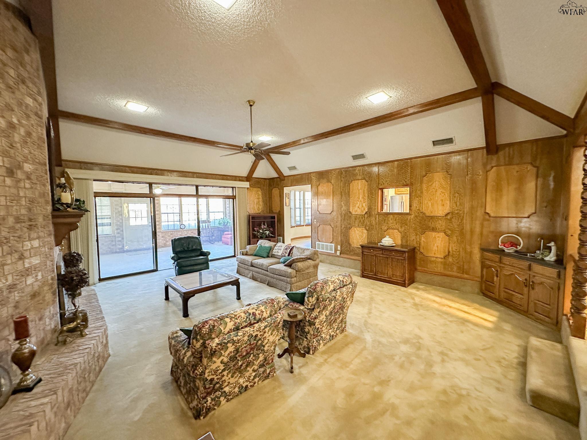 2509 GARDEN GROVE LANE