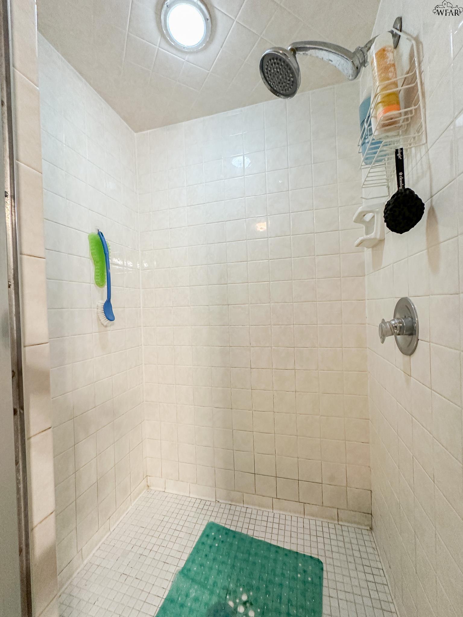 2509 GARDEN GROVE LANE