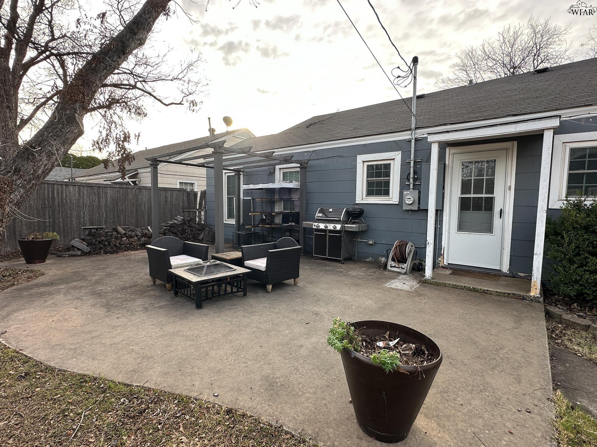 1636 SPEEDWAY AVENUE