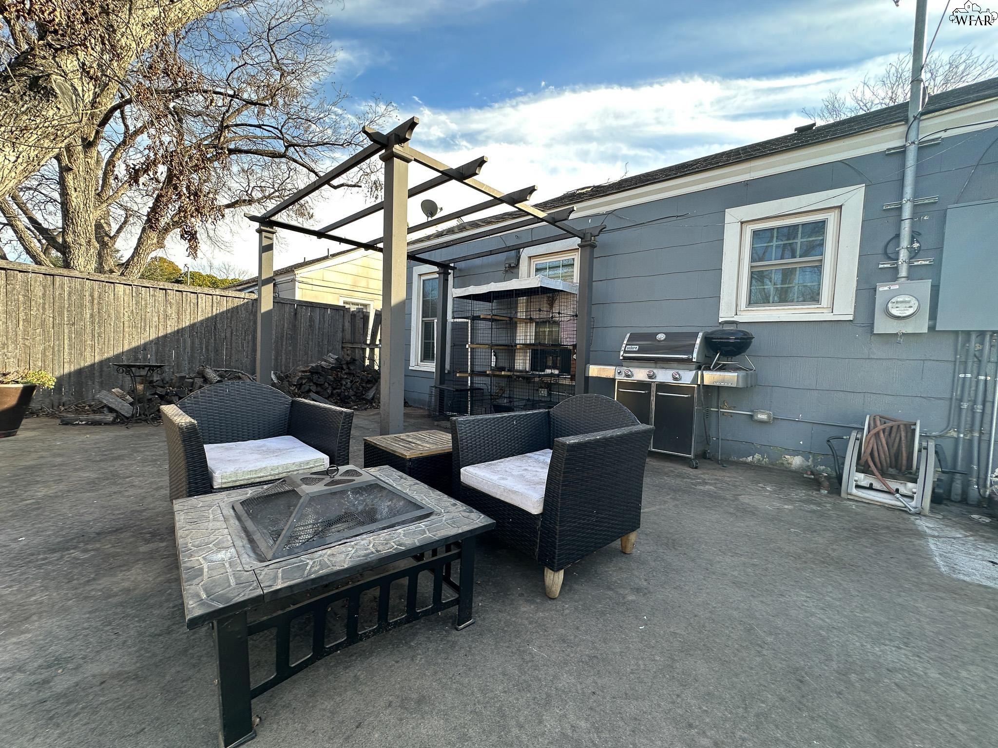 1636 SPEEDWAY AVENUE