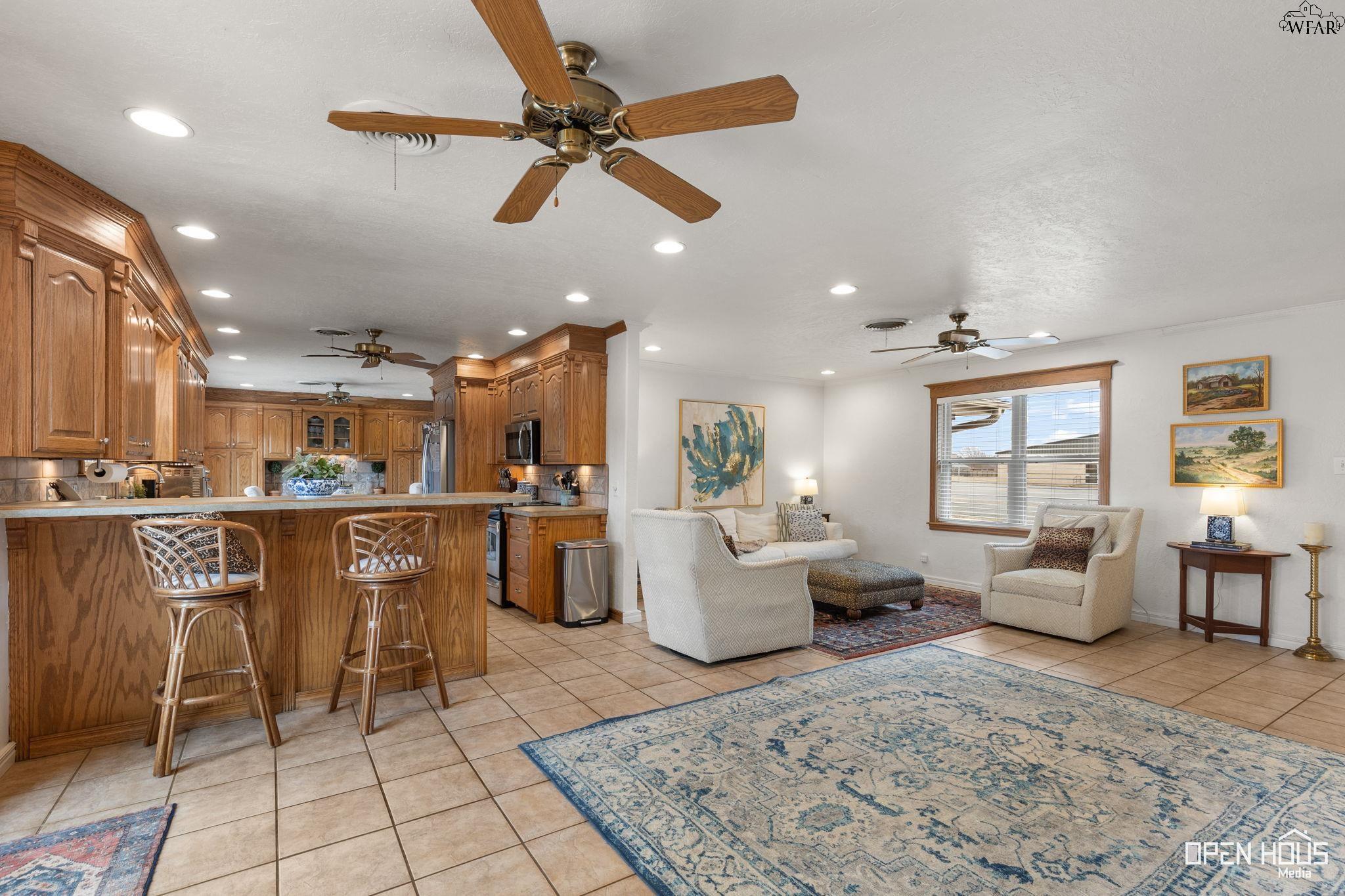 2508 LANSING BOULEVARD