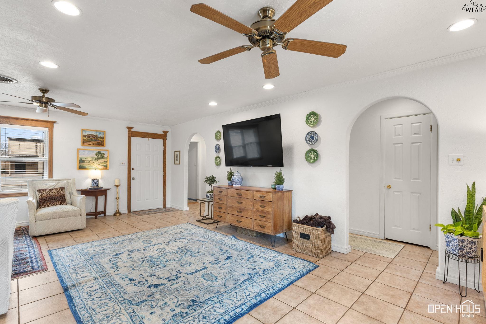 2508 LANSING BOULEVARD