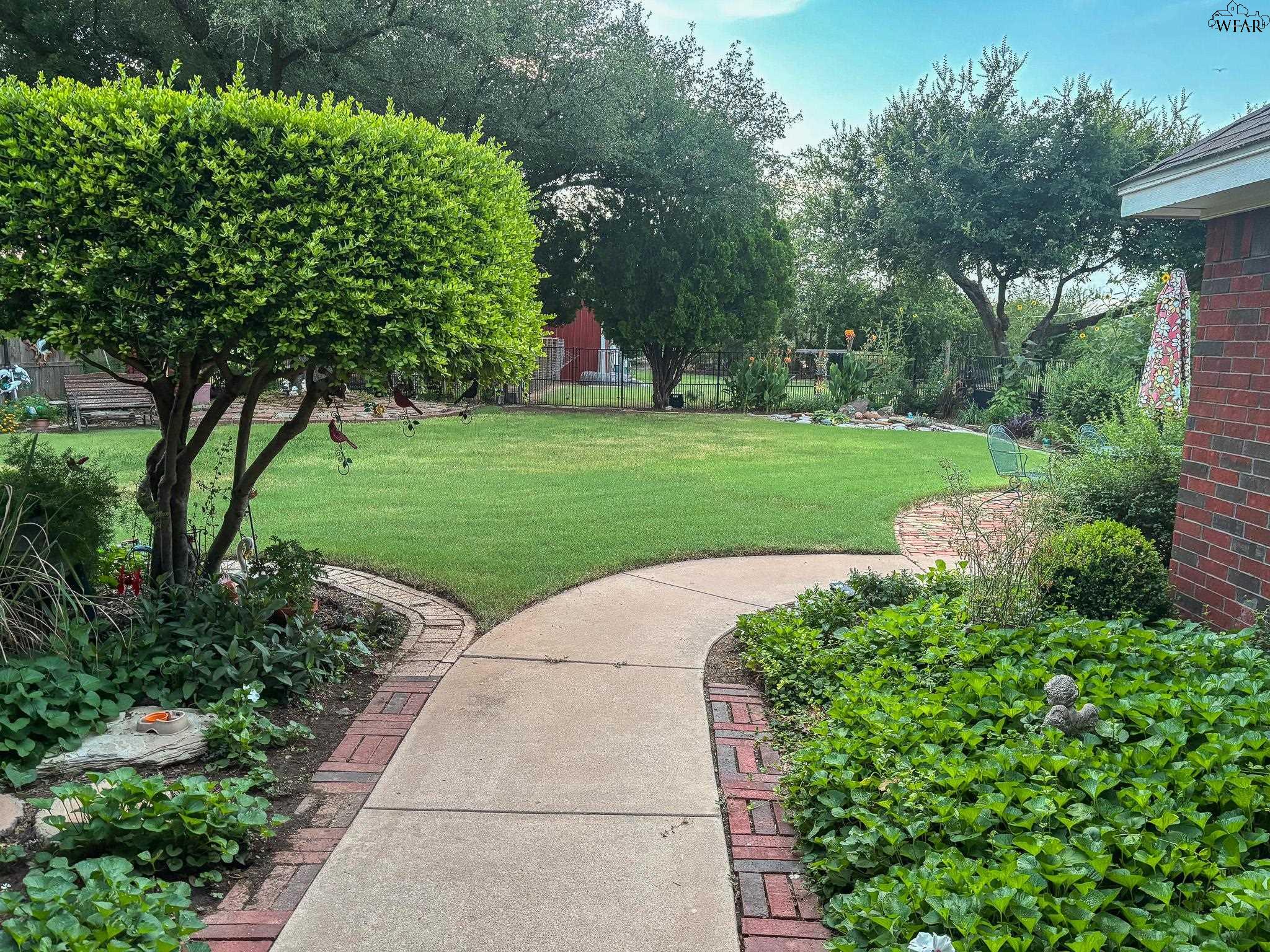 127 WELLINGTON LANE