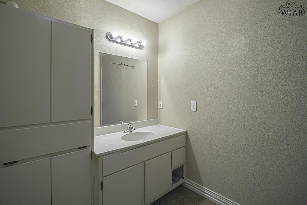 110 DEVONSHIRE DRIVE