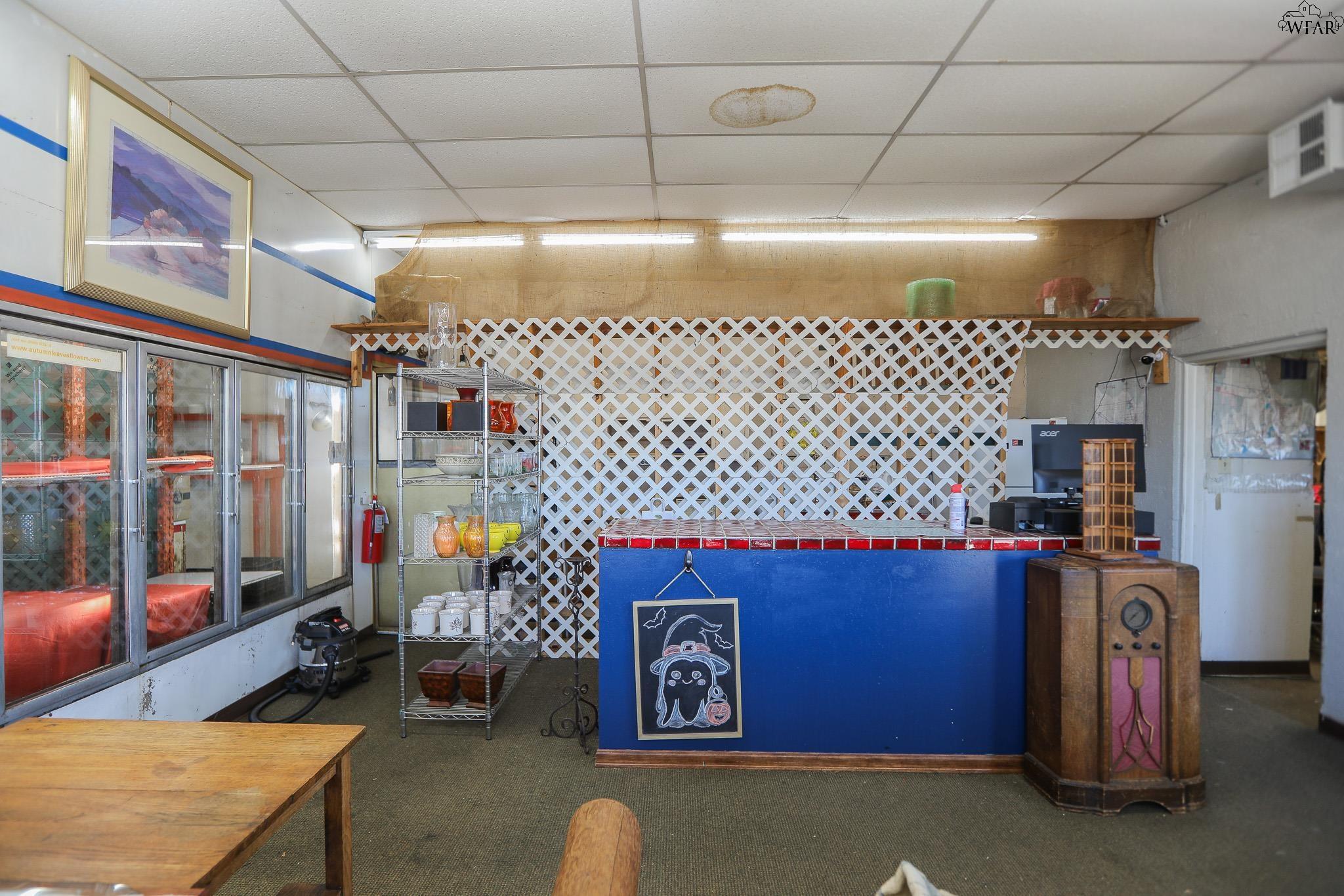 3704 JACKSBORO HIGHWAY