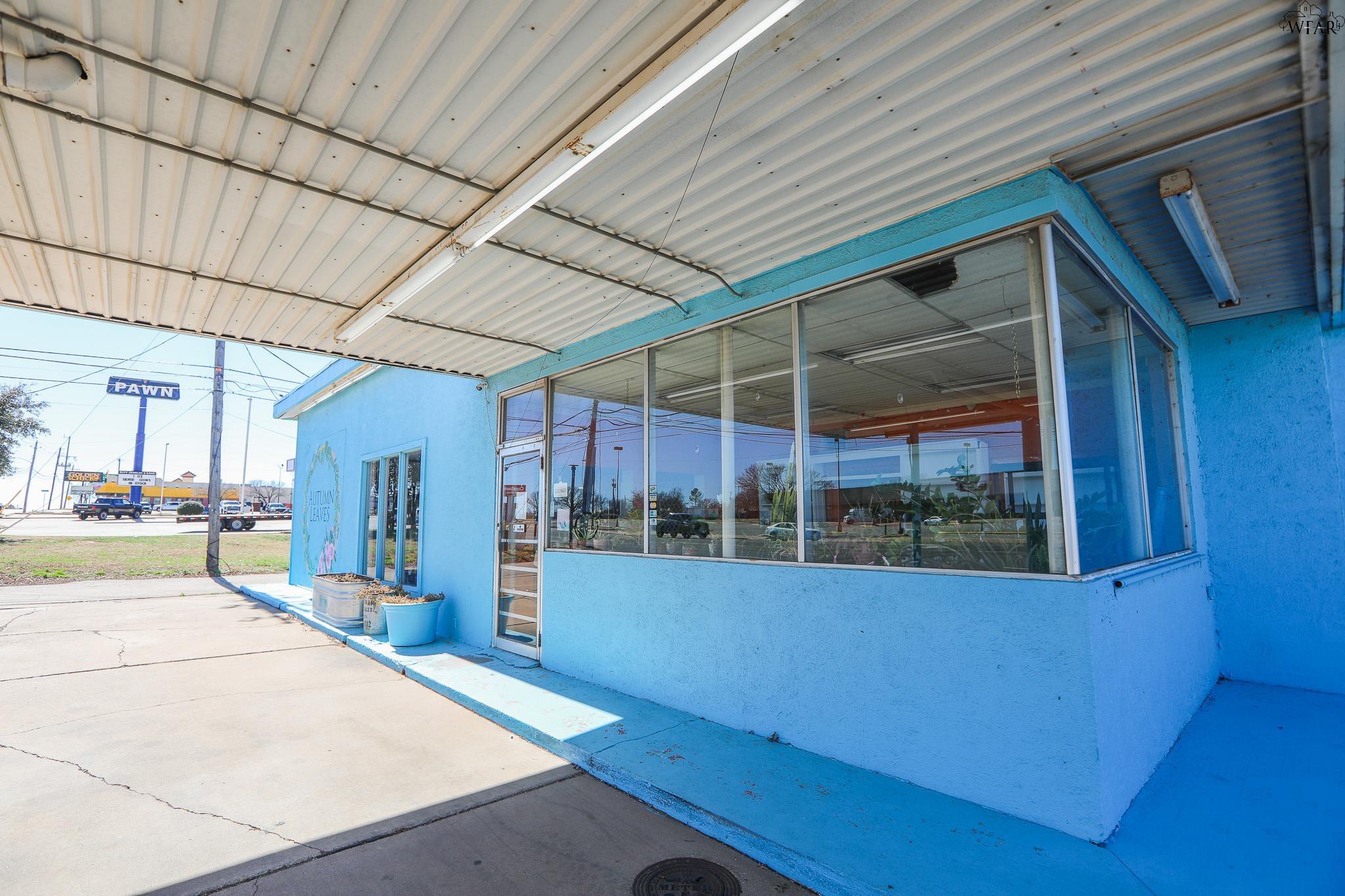 3704 JACKSBORO HIGHWAY