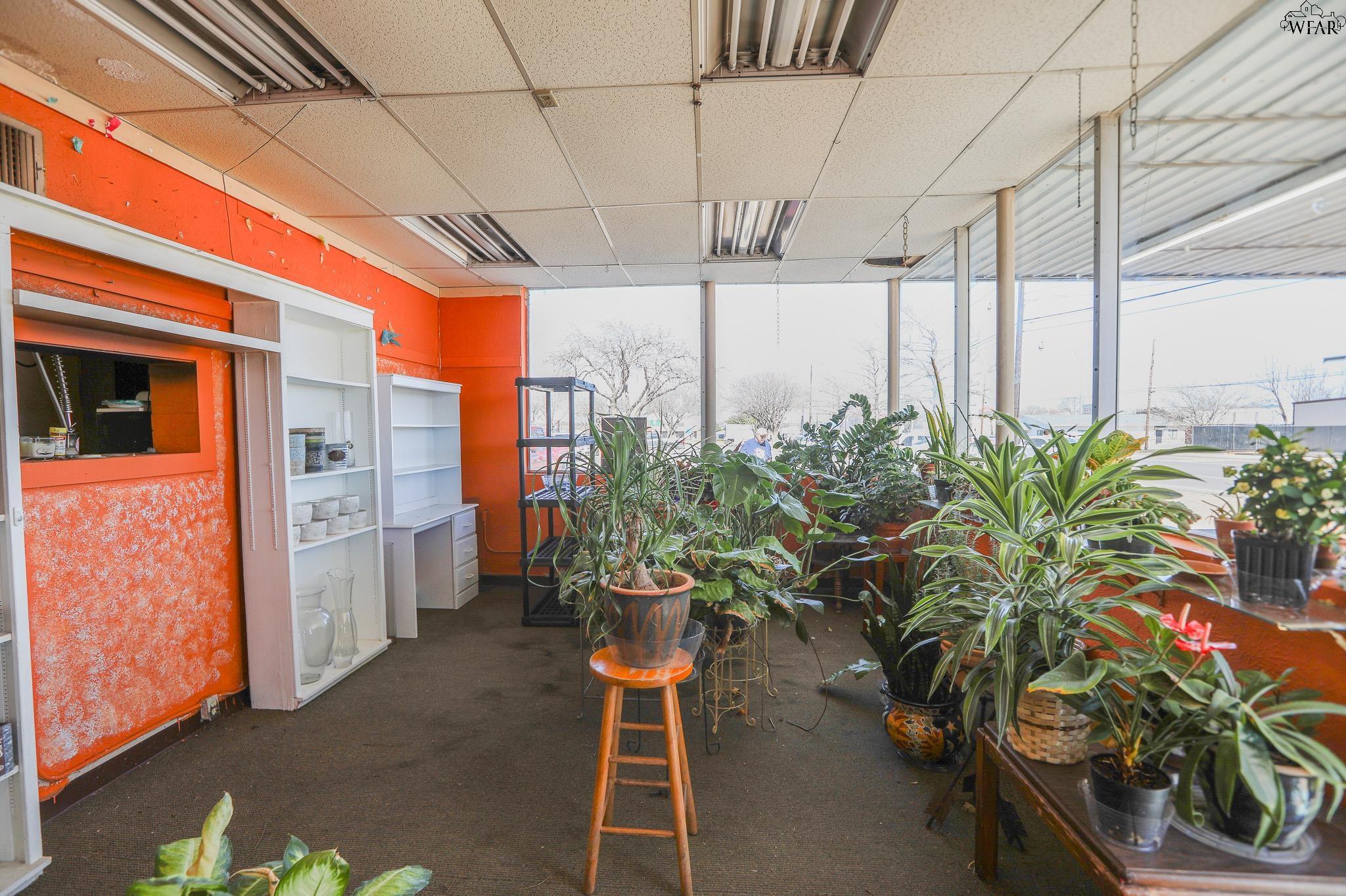 3704 JACKSBORO HIGHWAY